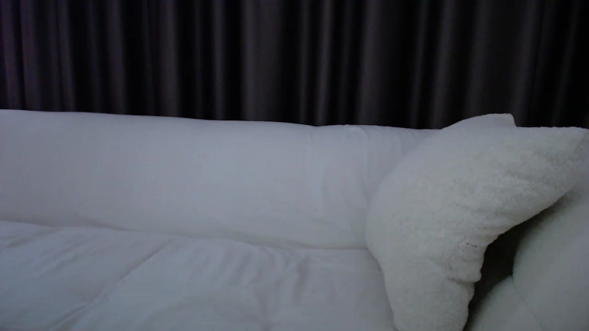 Gallery image thumbnail from Ana_white842's myfreecams stream on, 08/01/2026, 17:31 image 19 of 20