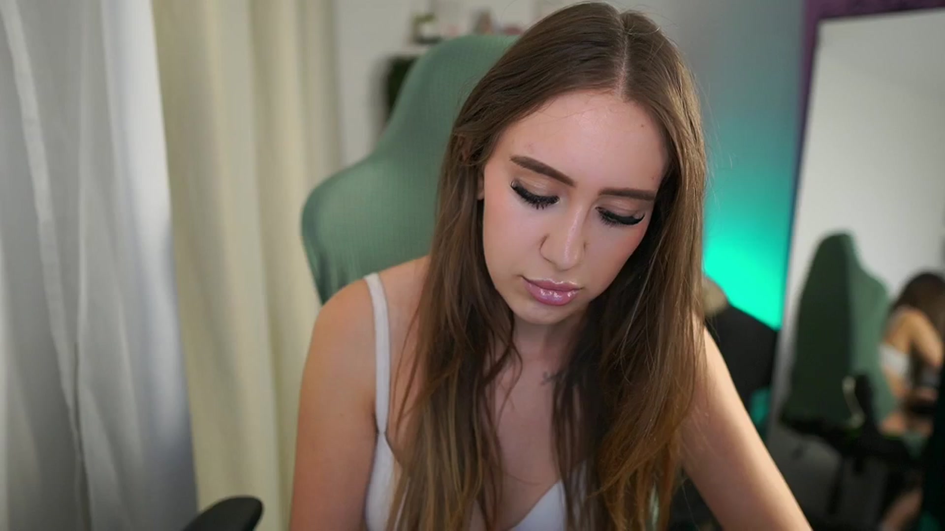 Gallery image thumbnail from Anabel055's myfreecams stream on, 08/05/2025, 12:08 image 15 of 20