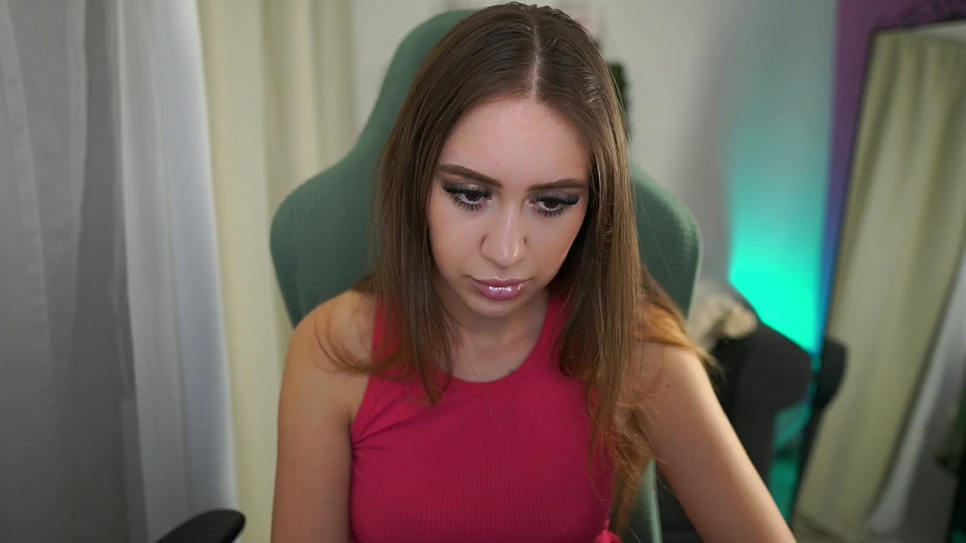 Gallery image thumbnail from Anabel055's myfreecams stream on, 08/06/2025, 09:26 image 1 of 20