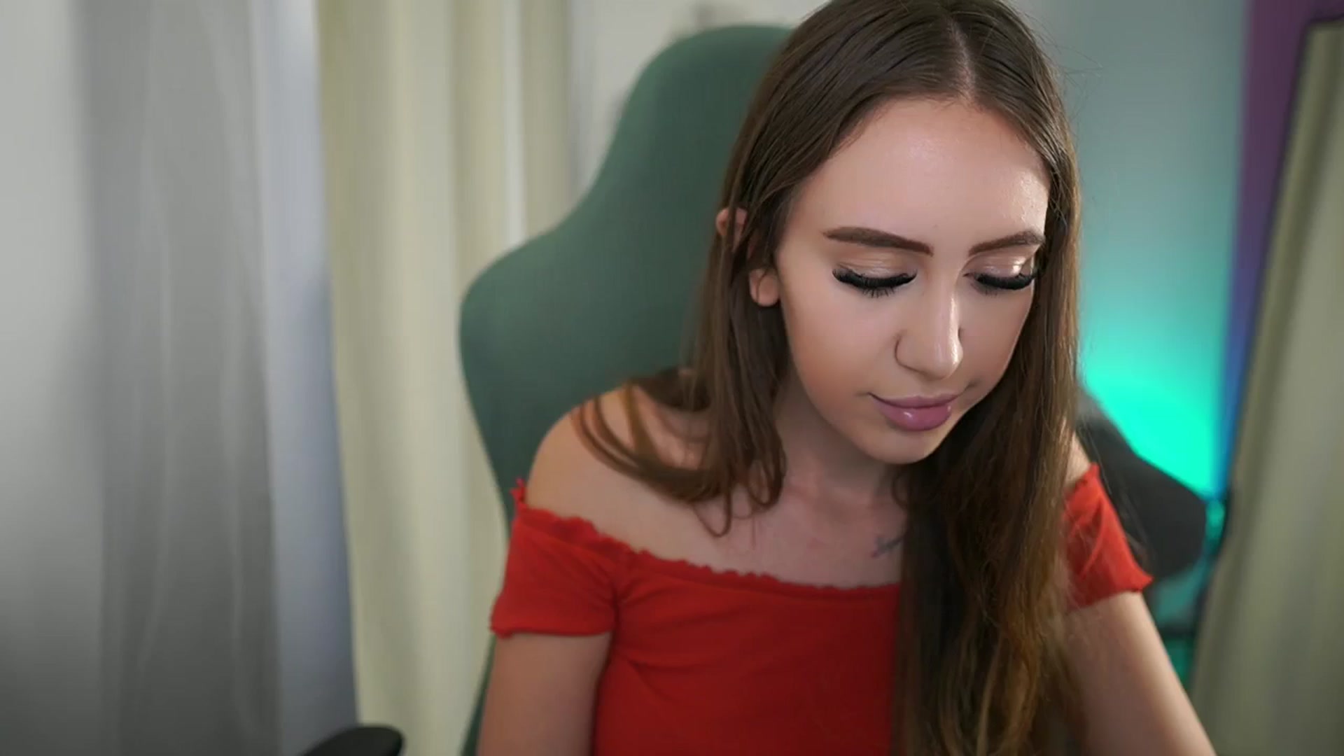 Gallery image thumbnail from Anabel055's myfreecams stream on, 08/14/2025, 11:16 image 12 of 20