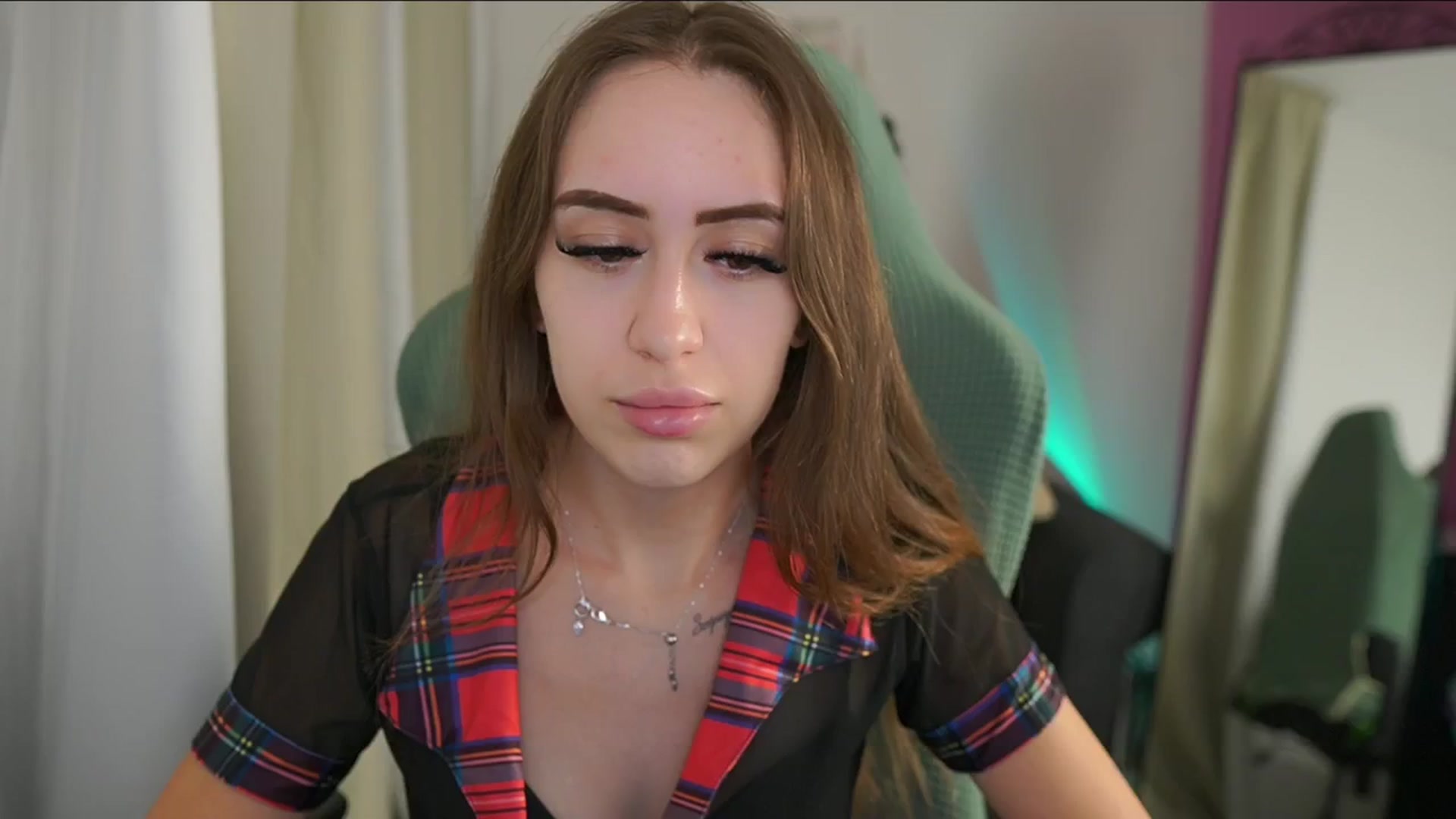 Gallery image thumbnail from Anabel055's myfreecams stream on, 09/13/2025, 10:34 image 14 of 20