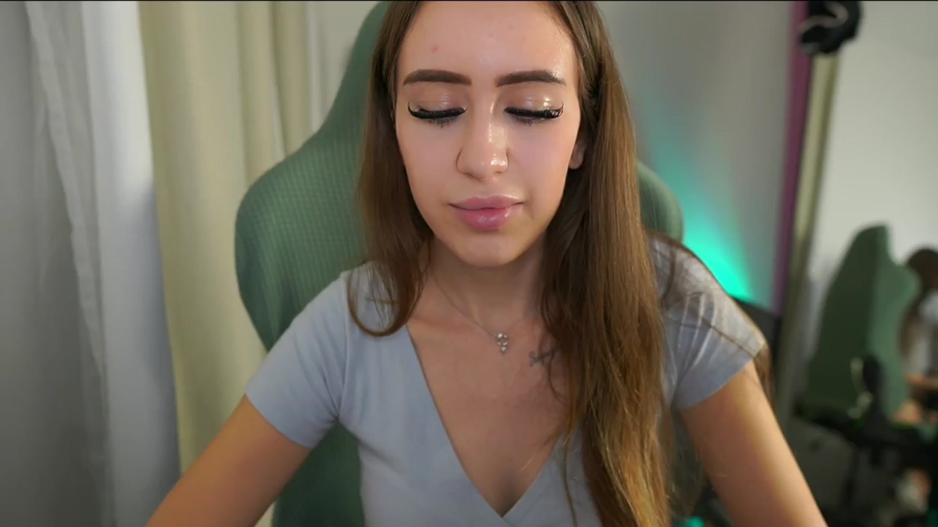 Gallery image thumbnail from Anabel055's myfreecams stream on, 09/14/2025, 10:38 image 2 of 20