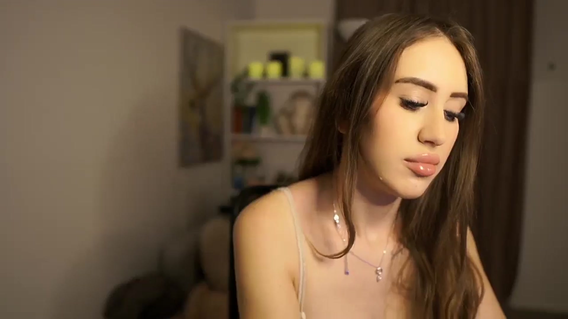 Gallery image thumbnail from Anabel055's myfreecams stream on, 10/26/2025, 12:27 image 13 of 20
