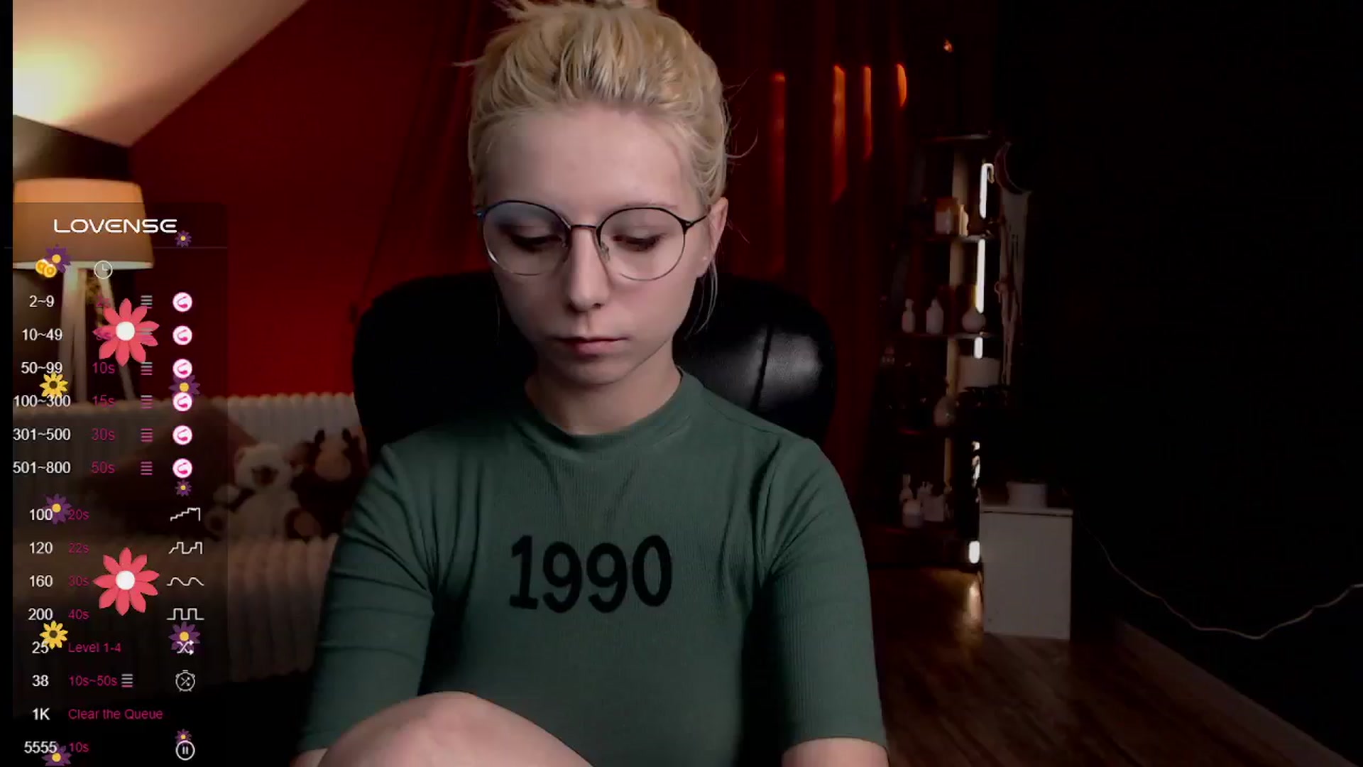 Gallery image thumbnail from AnabelSmith's myfreecams stream on, 08/06/2024, 09:40 image 2 of 20