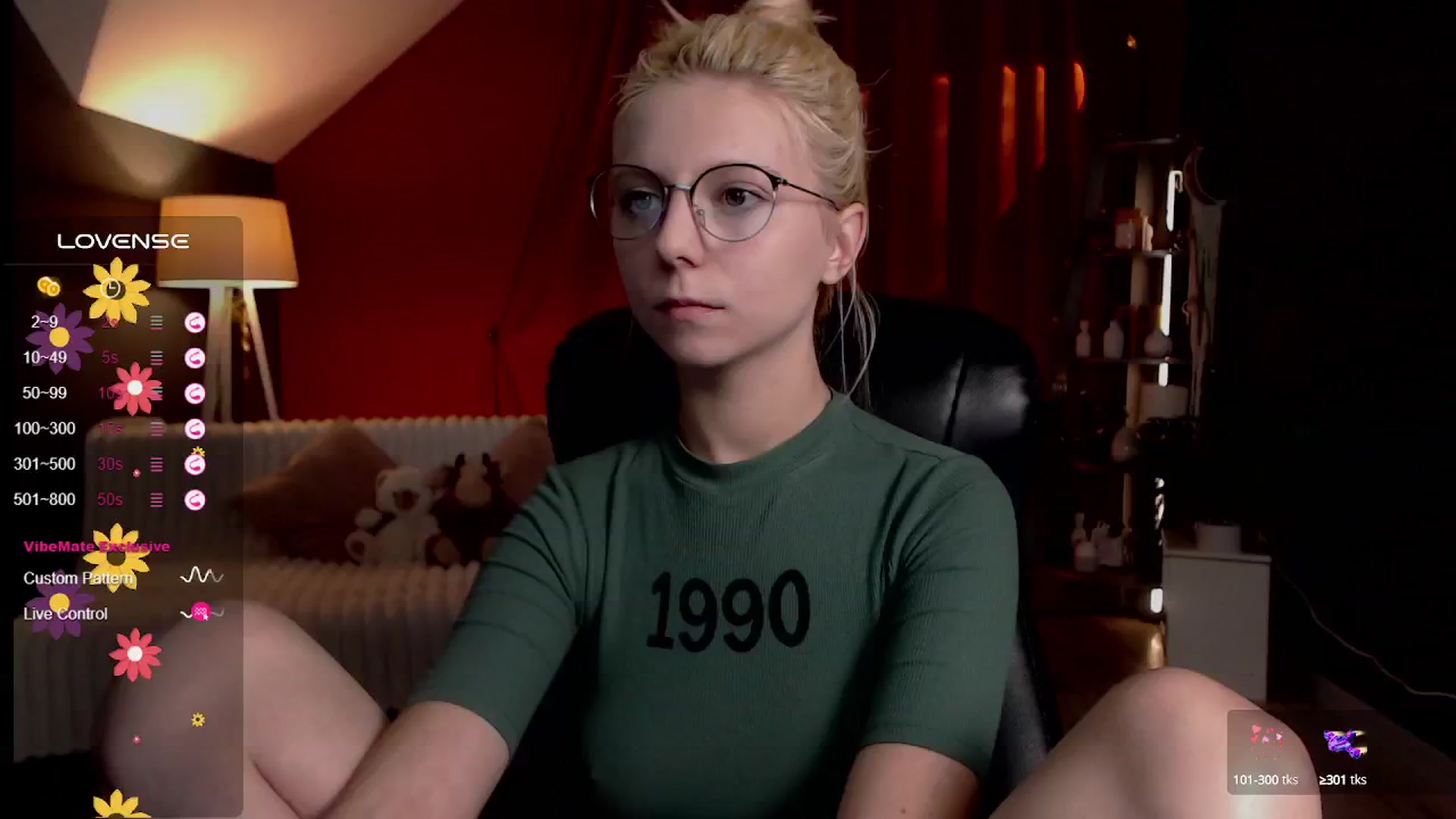 Gallery image thumbnail from AnabelSmith's myfreecams stream on, 08/06/2024, 09:40 image 17 of 20