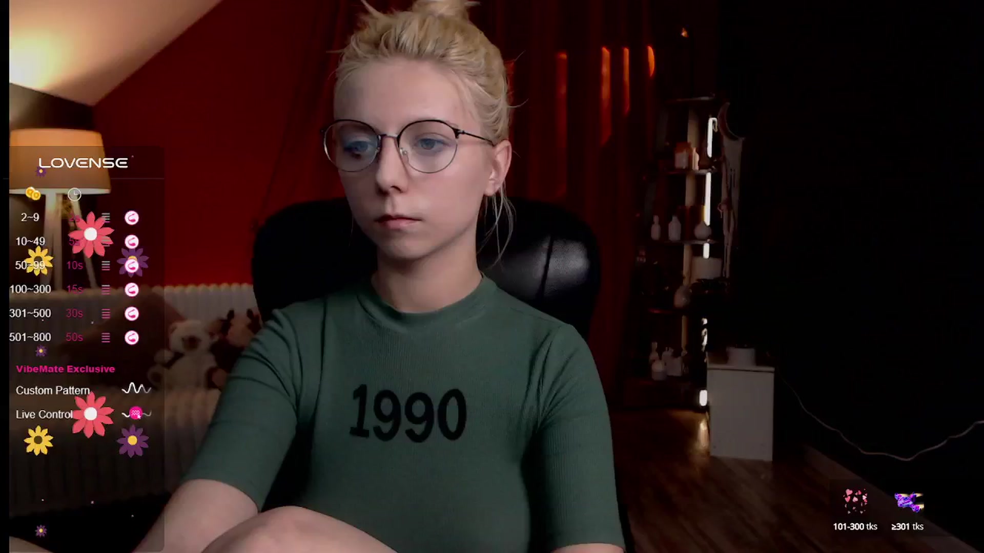 Gallery image thumbnail from AnabelSmith's myfreecams stream on, 08/06/2024, 09:40 image 9 of 20