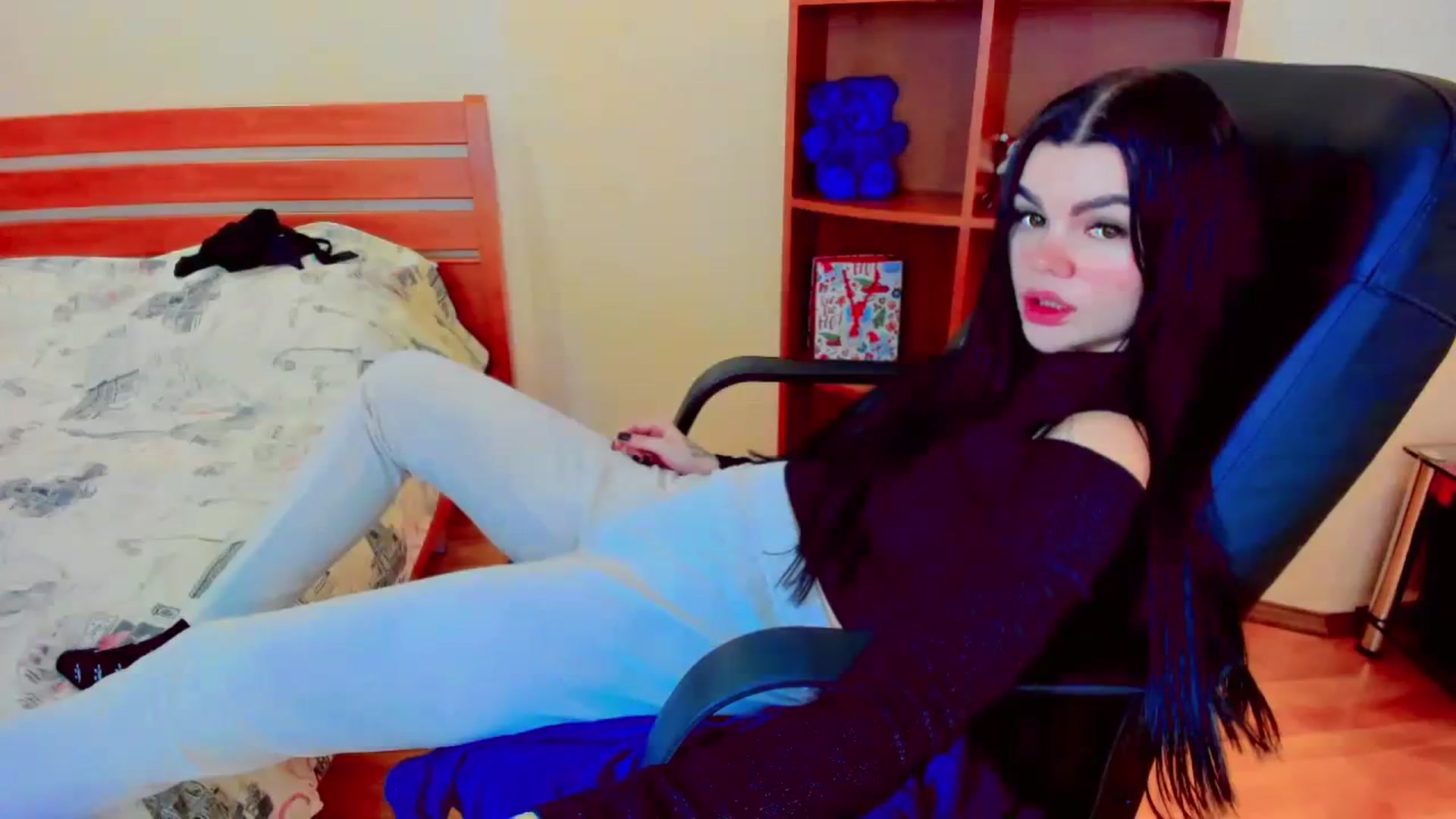 Gallery image thumbnail from Anaconda777's myfreecams stream on, 12/19/2023, 11:20 image 4 of 20