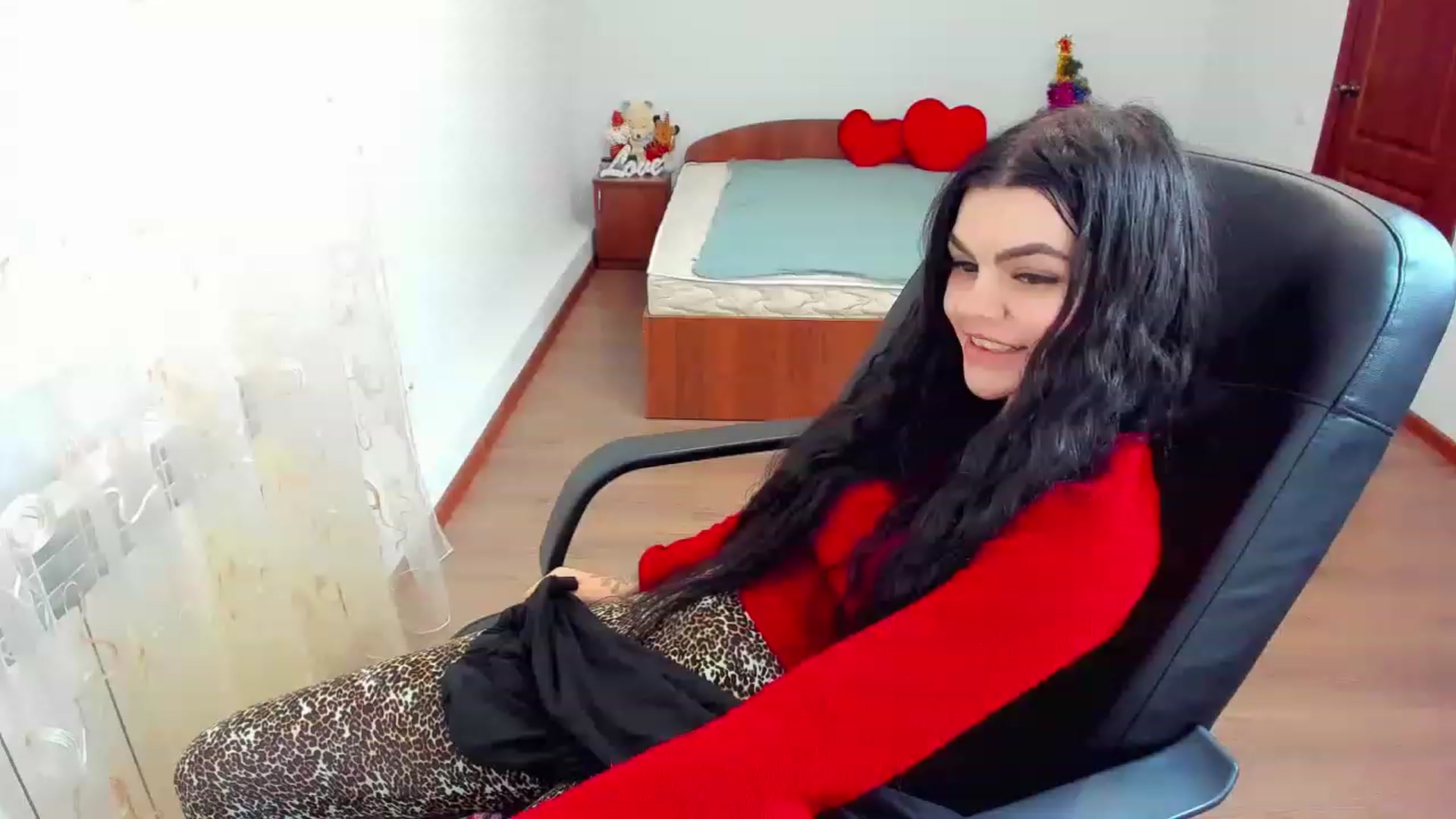 Gallery image thumbnail from AnacondaCrazy's myfreecams stream on, 12/19/2022, 12:26 image 16 of 20