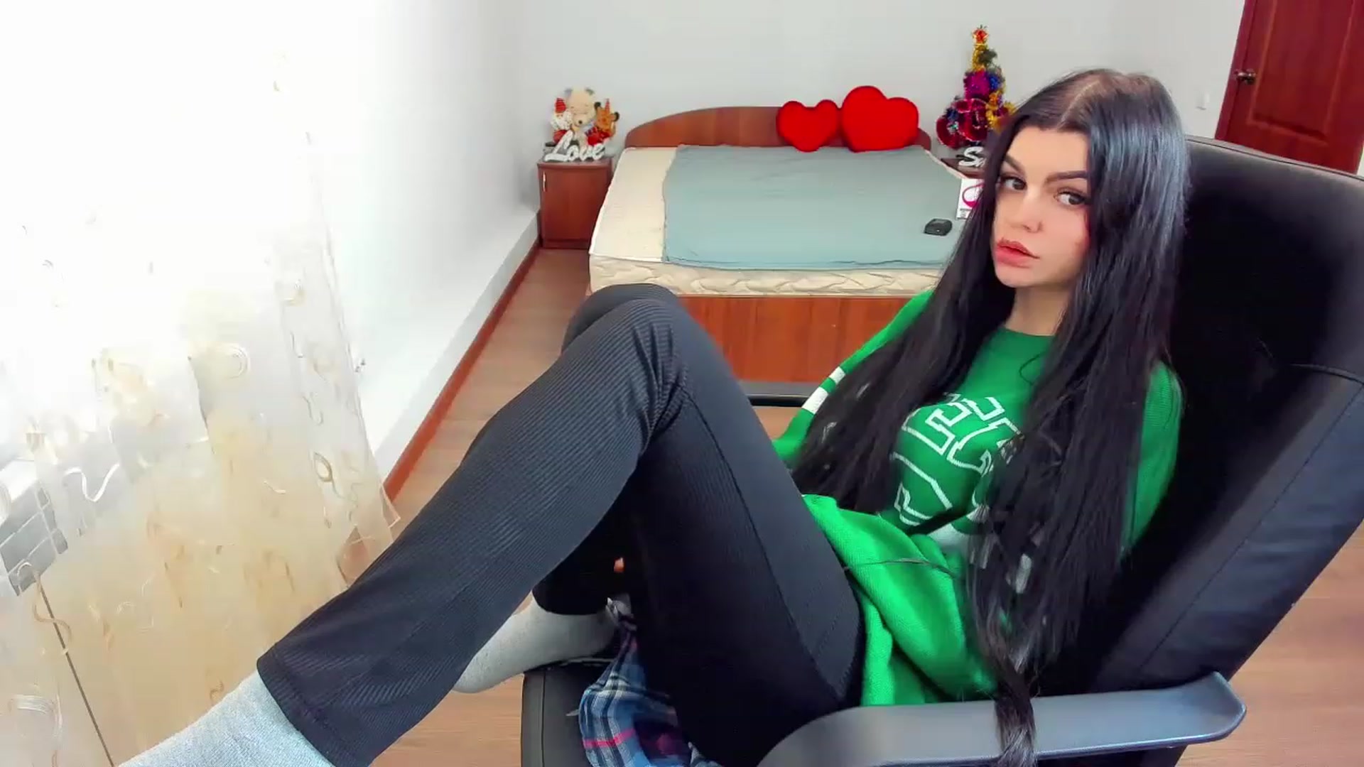 Gallery image thumbnail from AnacondaCrazy's myfreecams stream on, 12/20/2022, 11:41 image 16 of 20