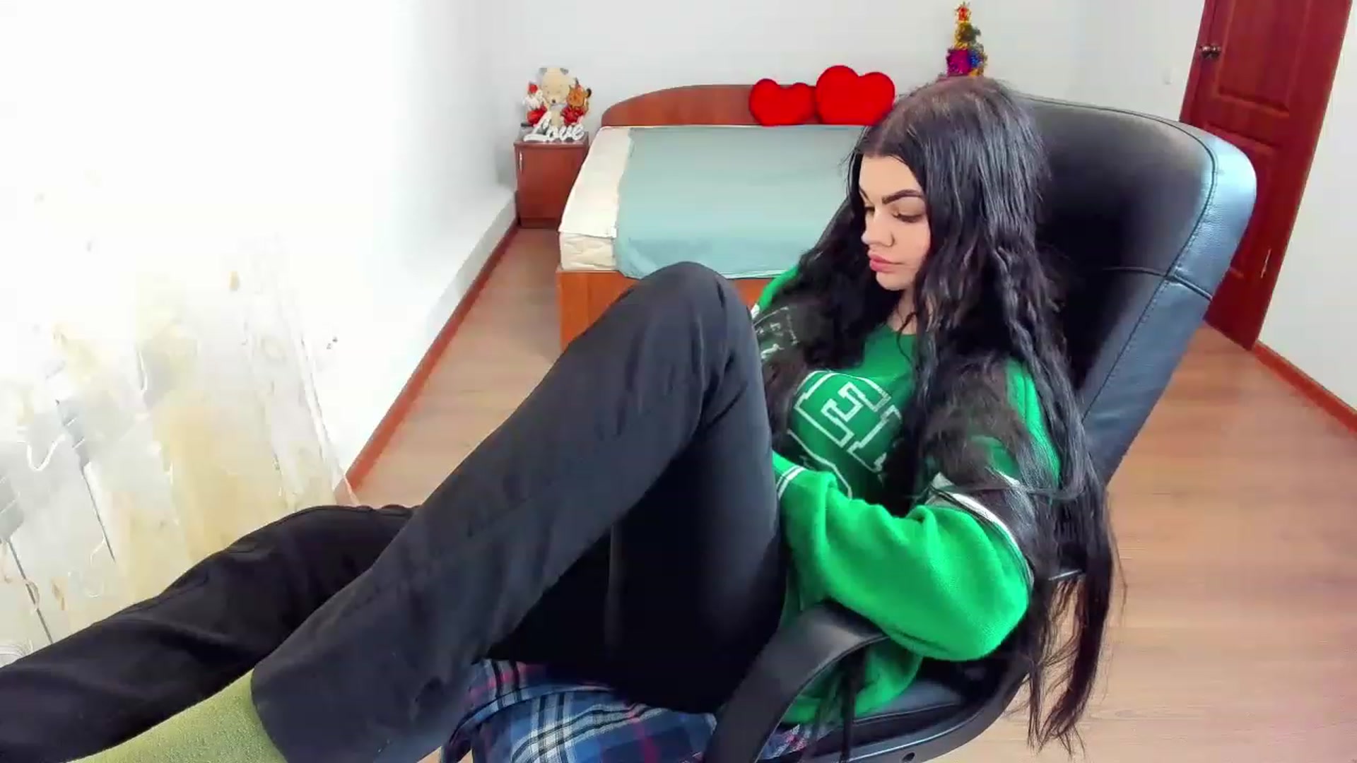 Gallery image thumbnail from AnacondaCrazy's myfreecams stream on, 12/26/2022, 08:53 image 4 of 20
