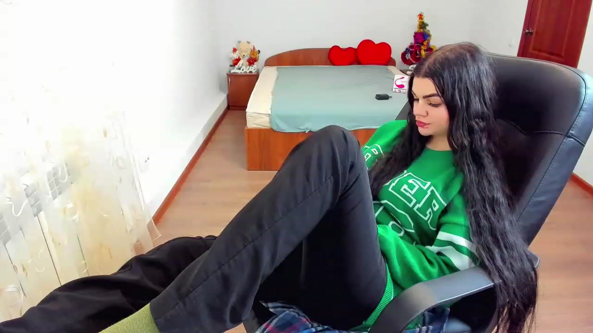 Gallery image thumbnail from AnacondaCrazy's myfreecams stream on, 12/26/2022, 10:15 image 4 of 20