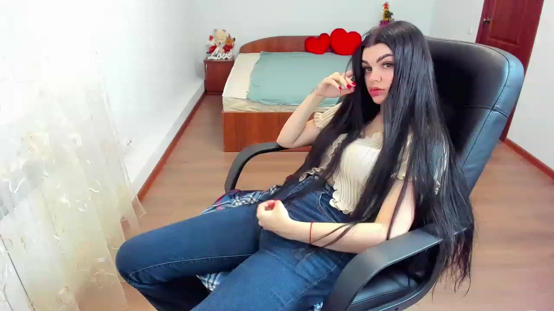 Gallery image thumbnail from AnacondaCrazy's myfreecams stream on, 12/27/2022, 11:24 image 6 of 20