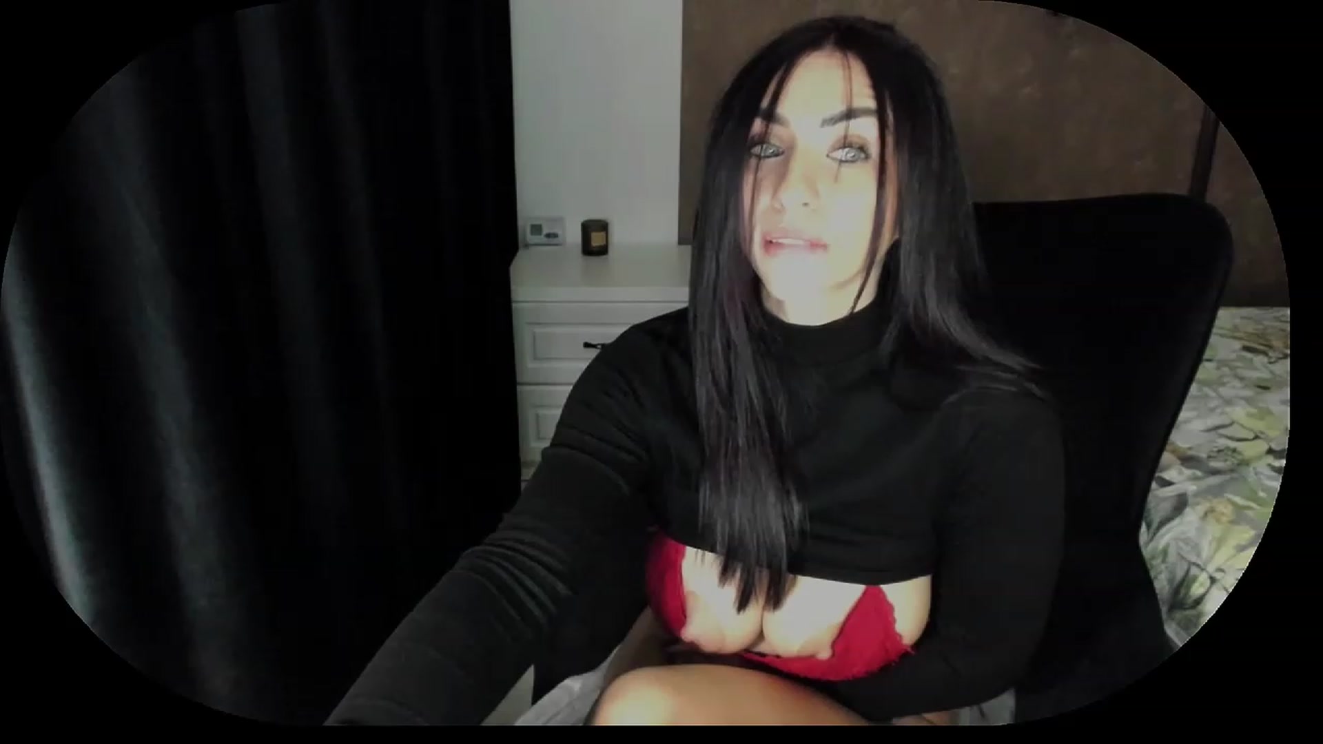 Gallery image thumbnail from Anais25's myfreecams stream on, 11/18/2022, 02:36 image 16 of 20