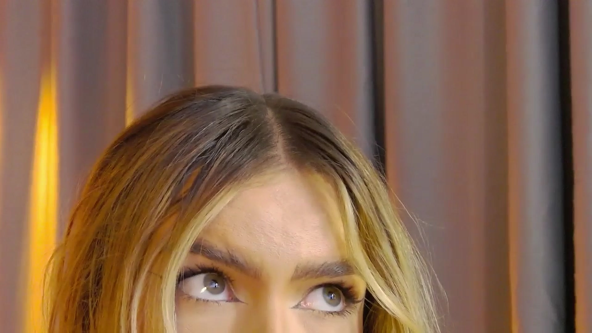 Gallery image thumbnail from AnaisAnn's myfreecams stream on, 01/23/2025, 18:21 image 19 of 20