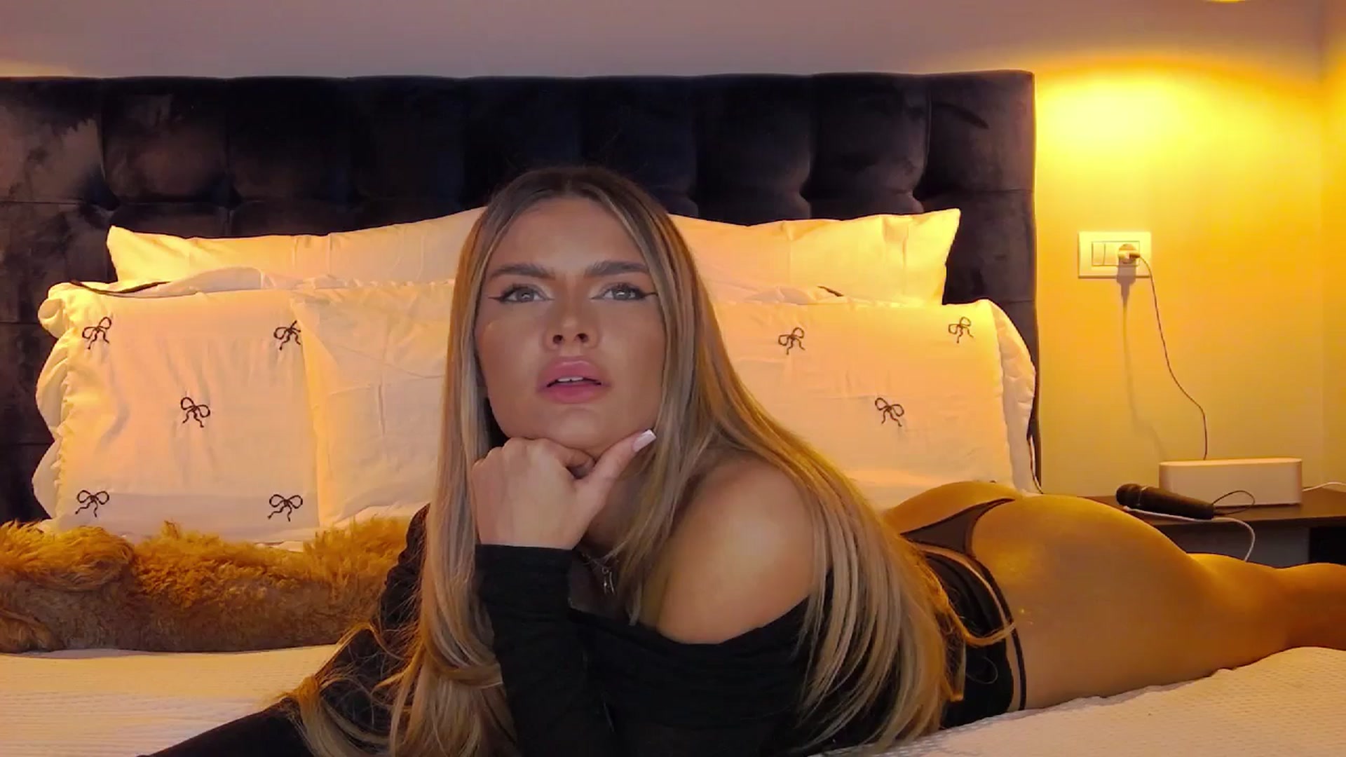 Gallery image thumbnail from AnaisAnn's myfreecams stream on, 01/26/2025, 01:09 image 11 of 20