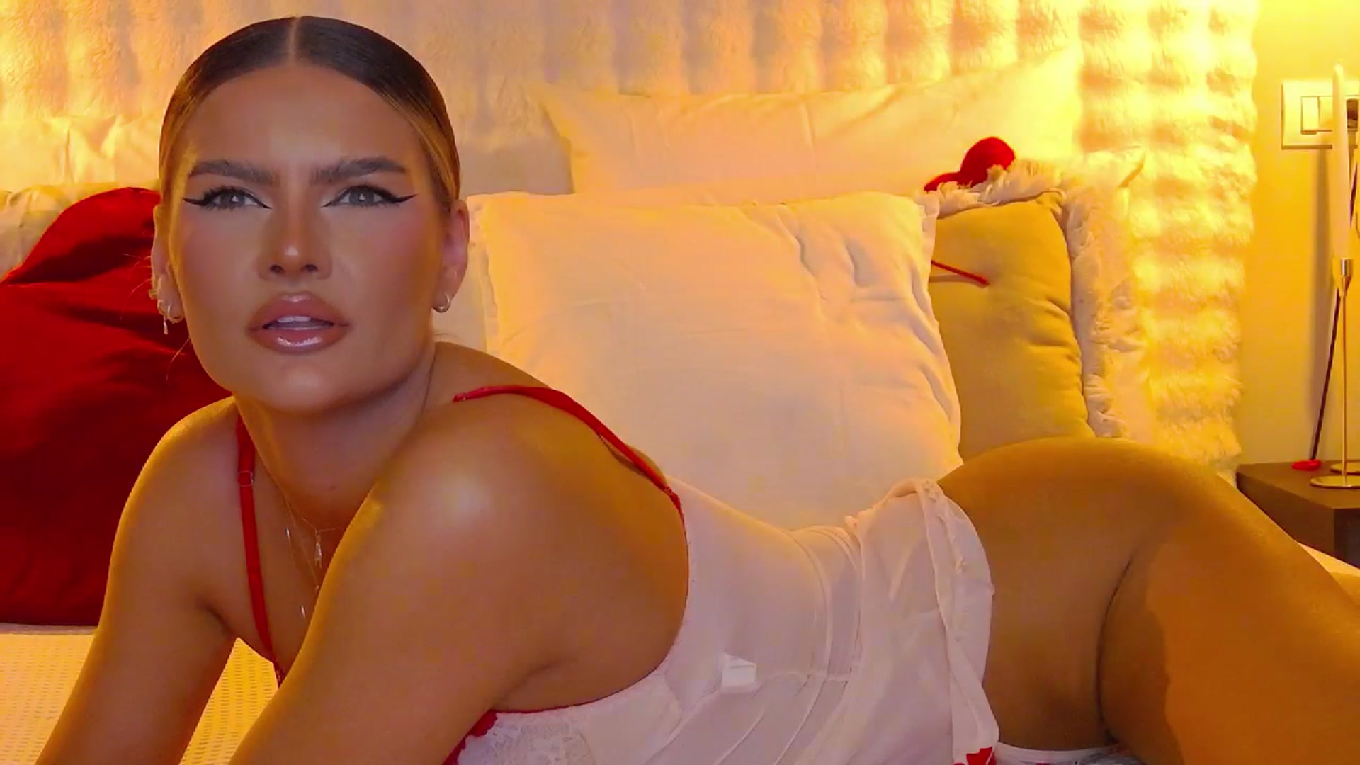 Gallery image thumbnail from AnaisAnn's myfreecams stream on, 02/13/2025, 18:27 image 3 of 20