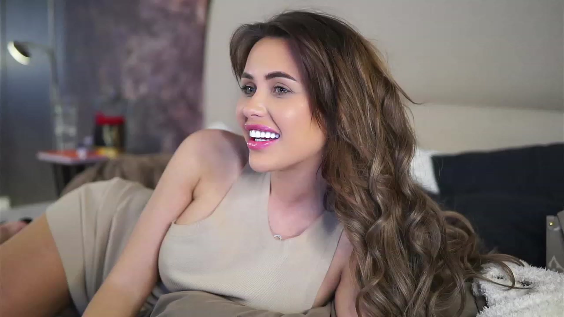 Gallery image thumbnail from AnaisBellas's myfreecams stream on, 01/26/2023, 23:47 image 11 of 20