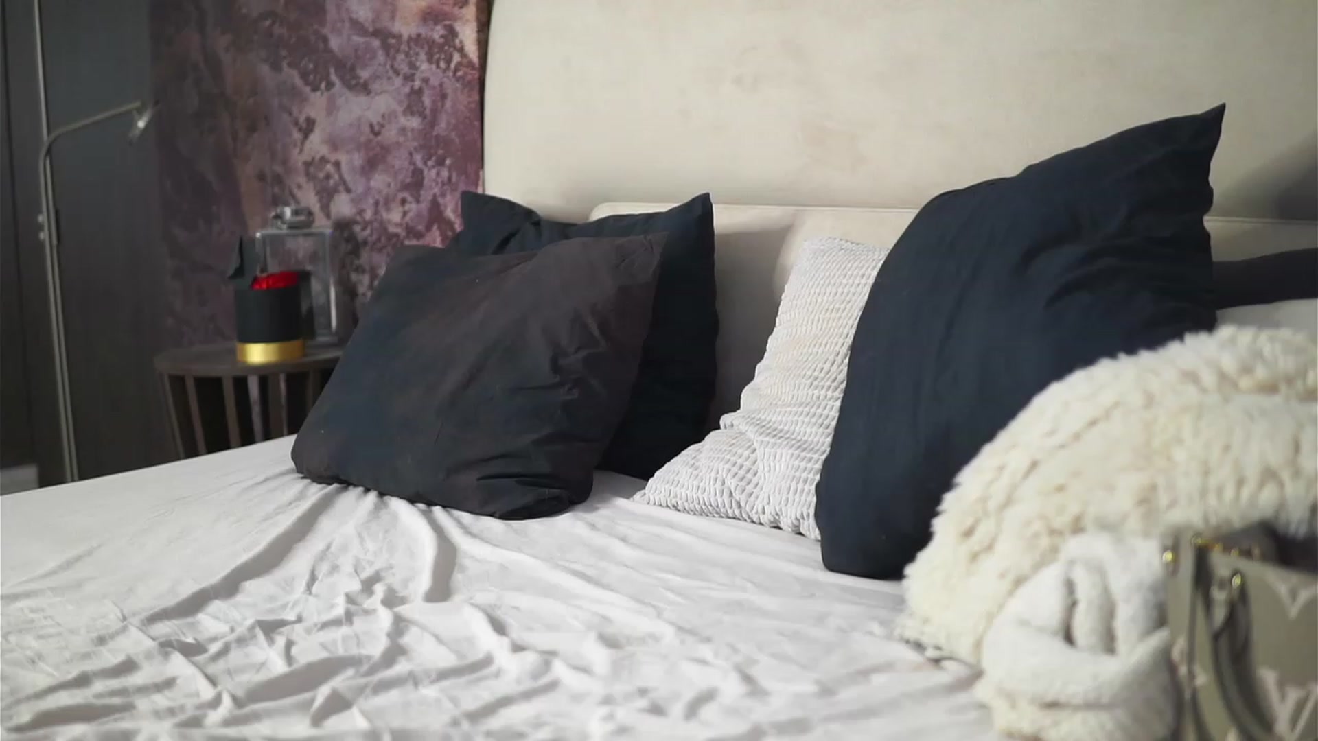 Gallery image thumbnail from AnaisBellas's myfreecams stream on, 03/11/2023, 24:41 image 1 of 20