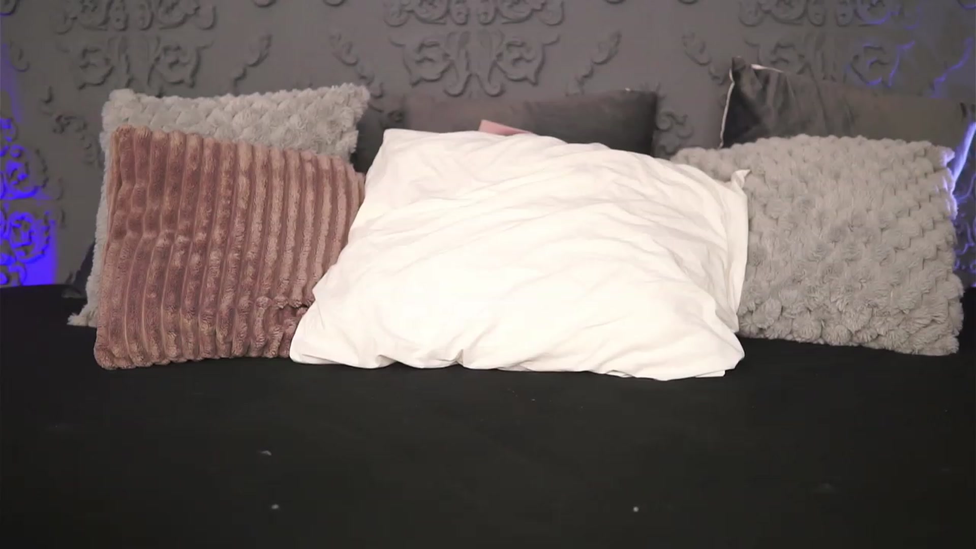 Gallery image thumbnail from AnaisBellas's myfreecams stream on, 05/31/2023, 24:29 image 19 of 20
