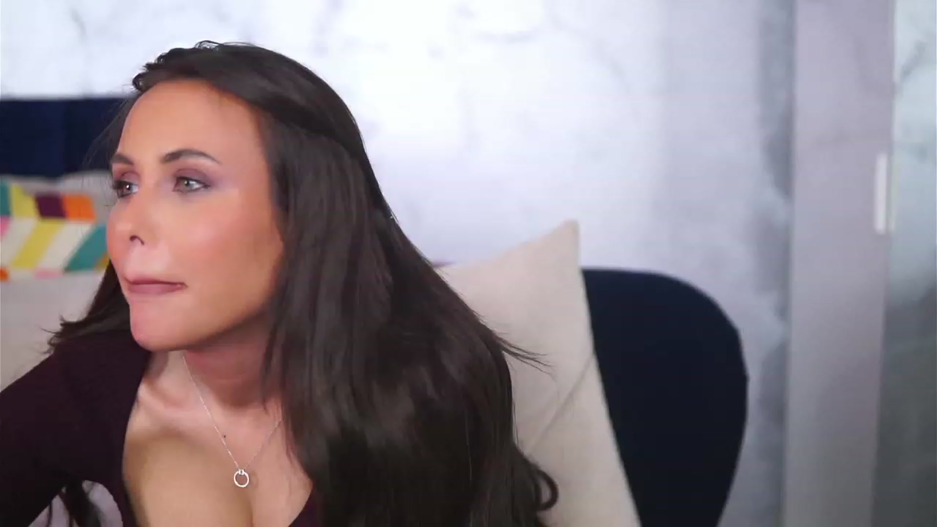 Gallery image thumbnail from AnaisBellas's myfreecams stream on, 10/29/2023, 23:25 image 14 of 20