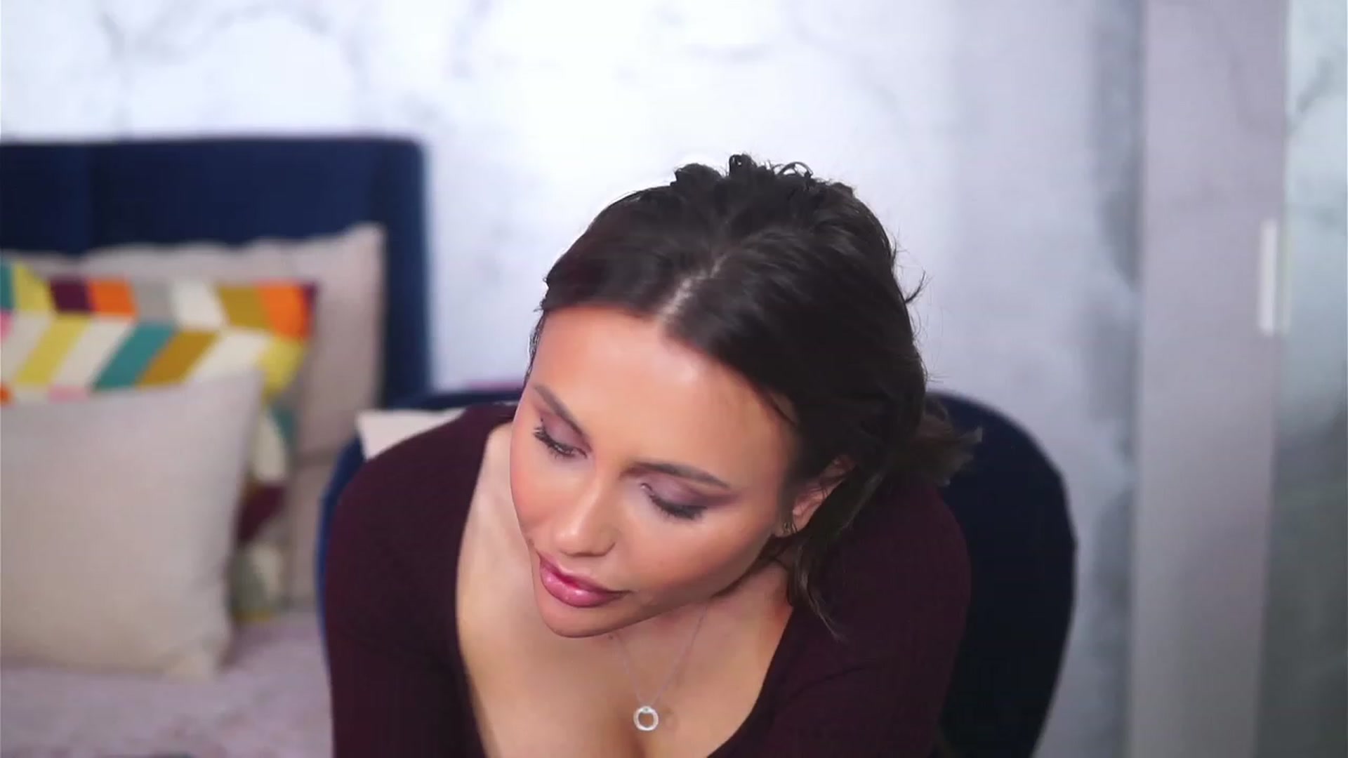 Gallery image thumbnail from AnaisBellas's myfreecams stream on, 10/30/2023, 24:00 image 19 of 20