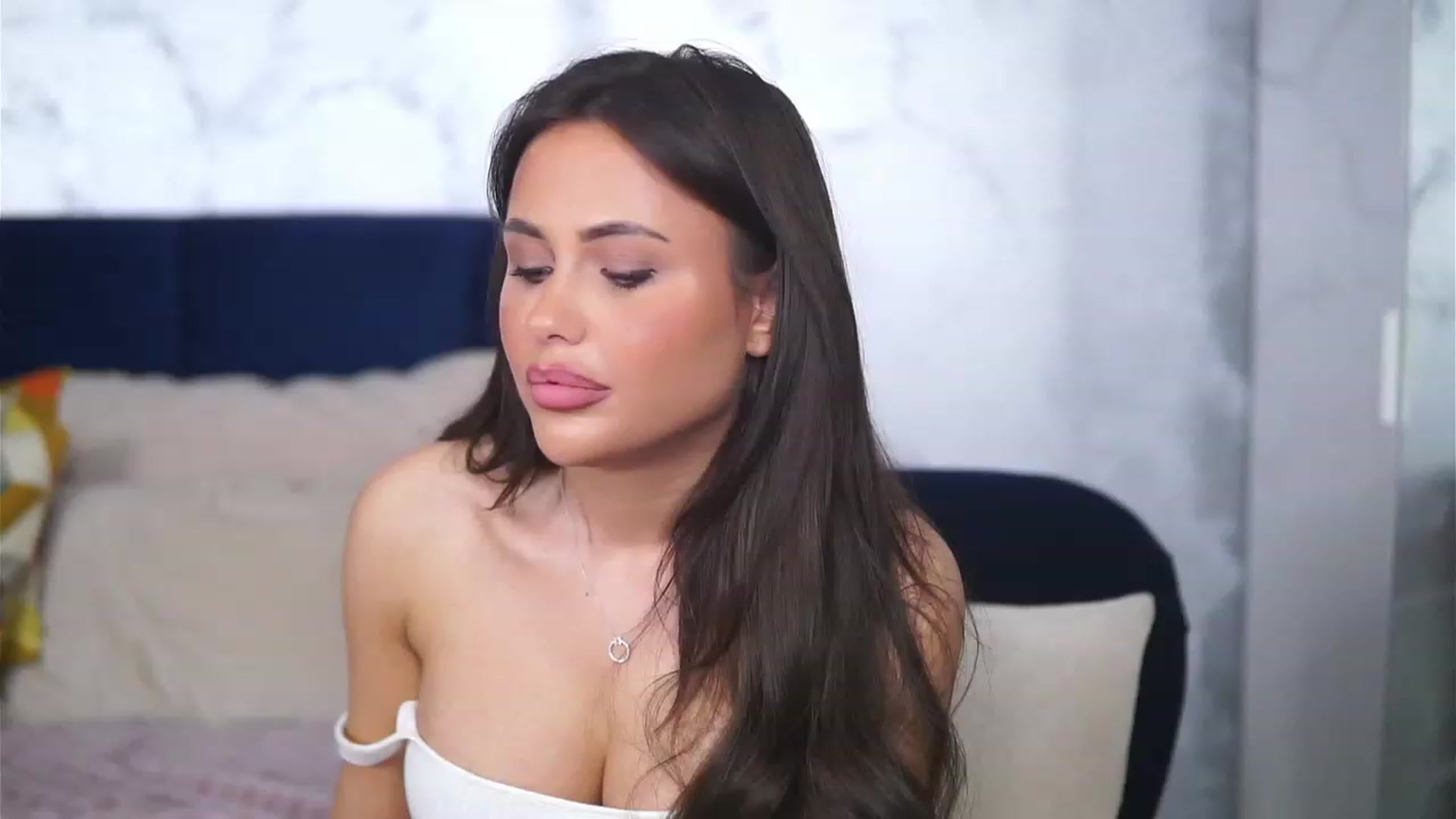 Gallery image thumbnail from AnaisBellas's myfreecams stream on, 11/06/2023, 23:57 image 11 of 20