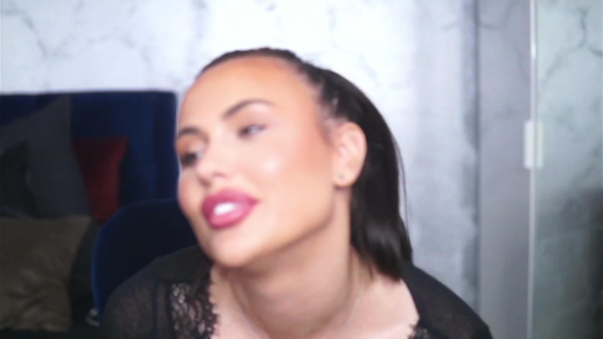 Gallery image thumbnail from AnaisBellas's myfreecams stream on, 12/26/2023, 20:03 image 6 of 20