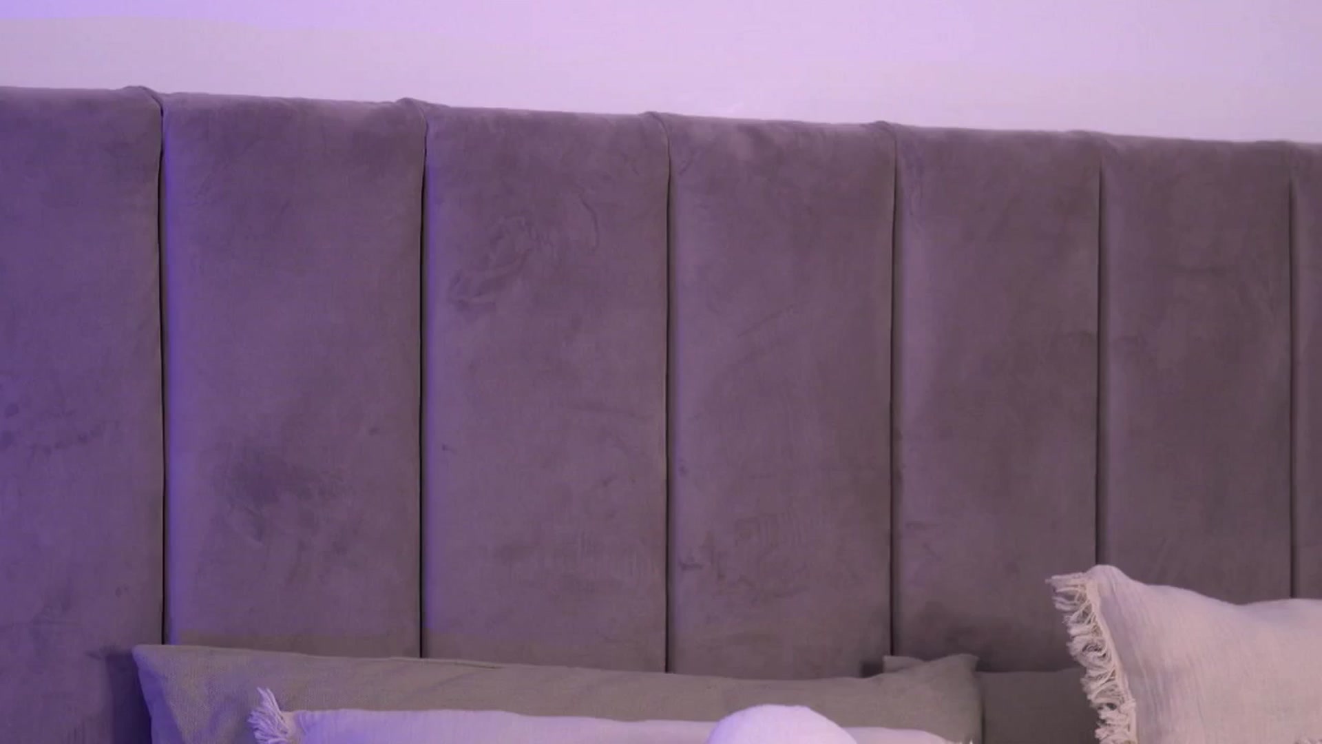 Gallery image thumbnail from AnaisBellas's myfreecams stream on, 09/15/2025, 02:13 image 3 of 20