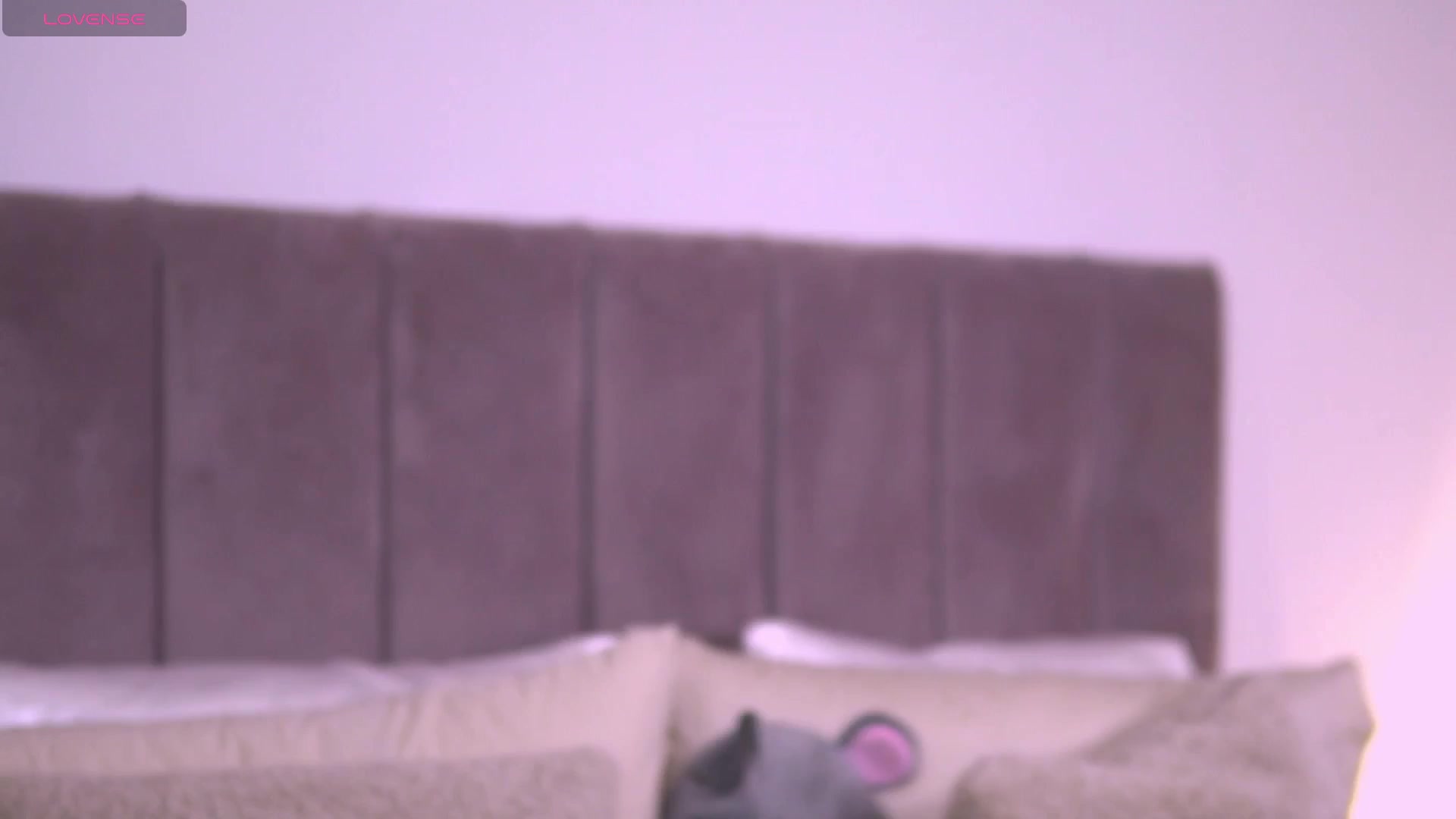 Gallery image thumbnail from AnaisBellas's myfreecams stream on, 12/26/2025, 06:28 image 14 of 20