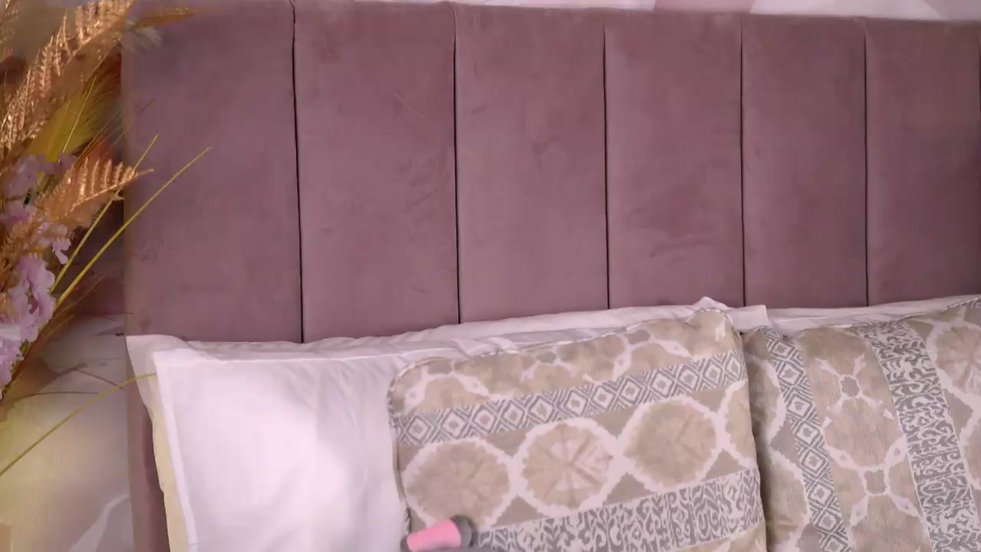 Gallery image thumbnail from AnaisBellas's myfreecams stream on, 07/11/2026, 23:51 image 13 of 20