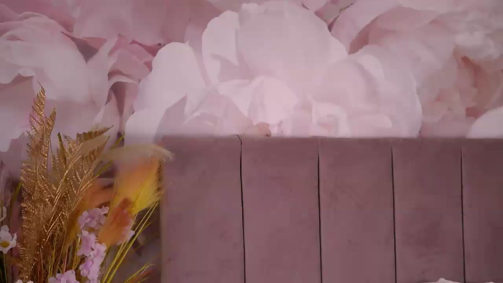 Gallery image thumbnail from AnaisBellas's myfreecams stream on, 08/05/2026, 20:57 image 4 of 20