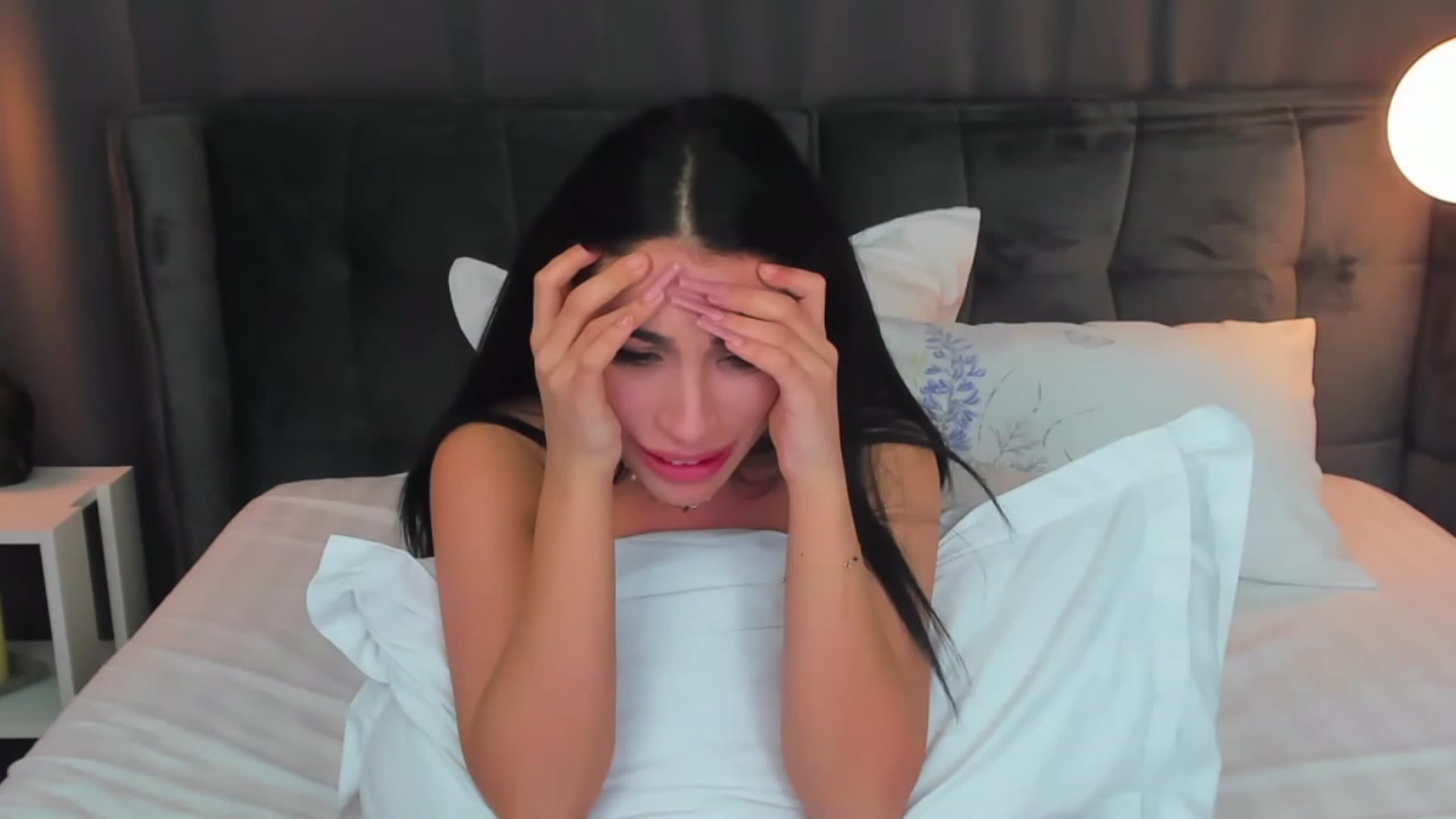 Gallery image thumbnail from AnaisBloom's myfreecams stream on, 01/17/2023, 02:19 image 12 of 20