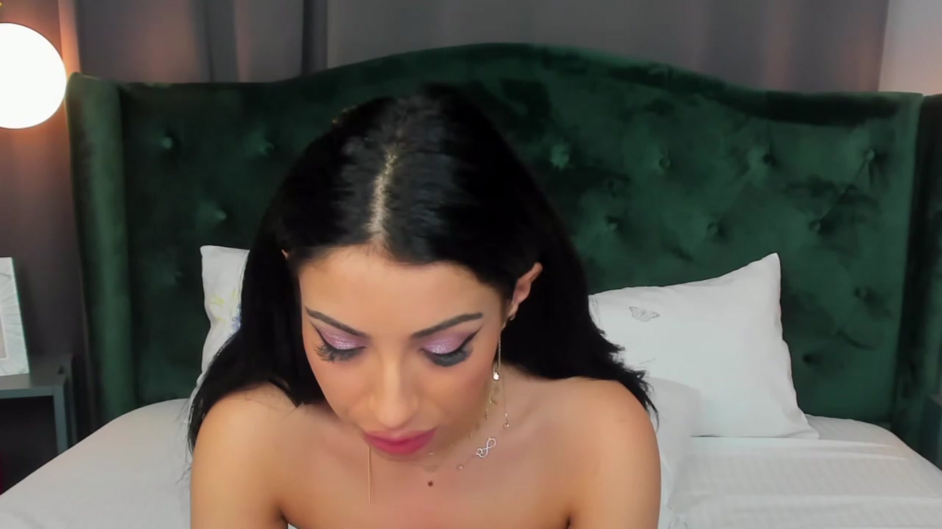 Gallery image thumbnail from AnaisBloom's myfreecams stream on, 04/21/2023, 02:26 image 7 of 20
