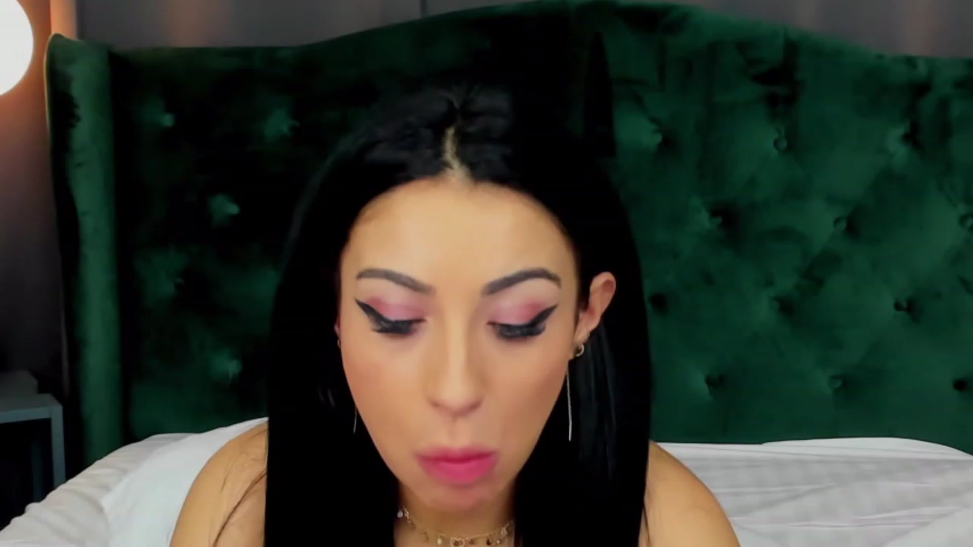 Gallery image thumbnail from AnaisBloom's myfreecams stream on, 05/16/2023, 02:26 image 15 of 20