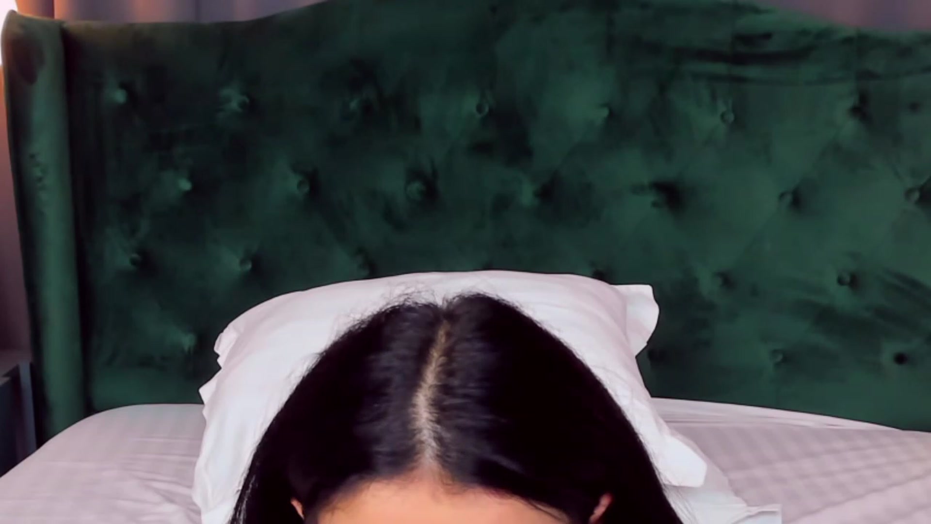 Gallery image thumbnail from AnaisBloom's myfreecams stream on, 06/22/2023, 21:04 image 19 of 20