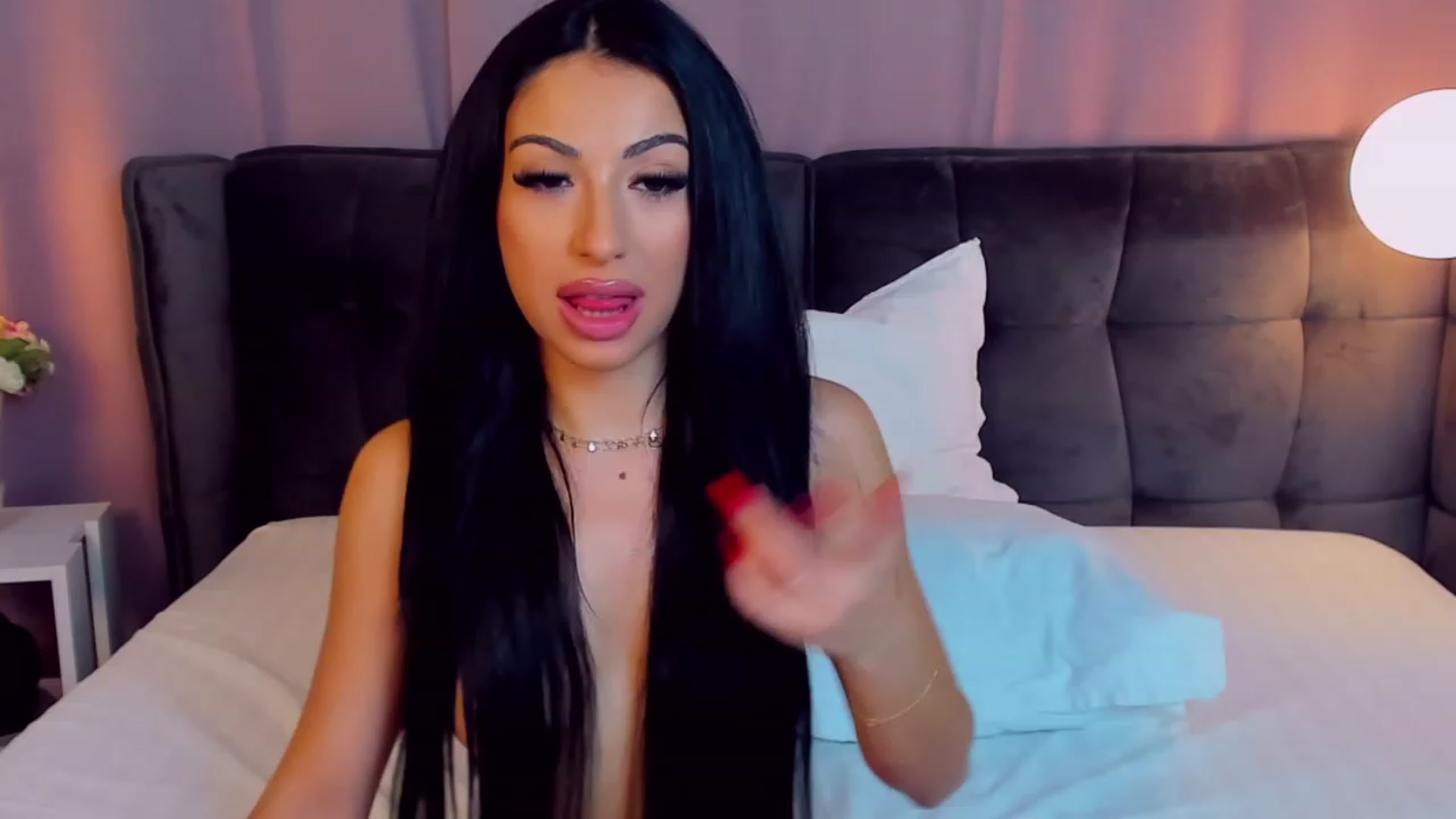 Gallery image thumbnail from AnaisBloom's myfreecams stream on, 07/26/2023, 21:00 image 11 of 20