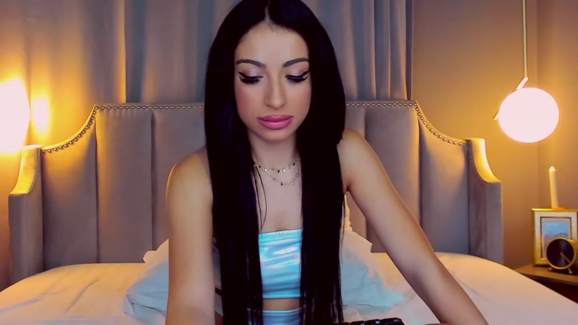 Gallery image thumbnail from AnaisBloom's myfreecams stream on, 08/27/2023, 20:18 image 11 of 20
