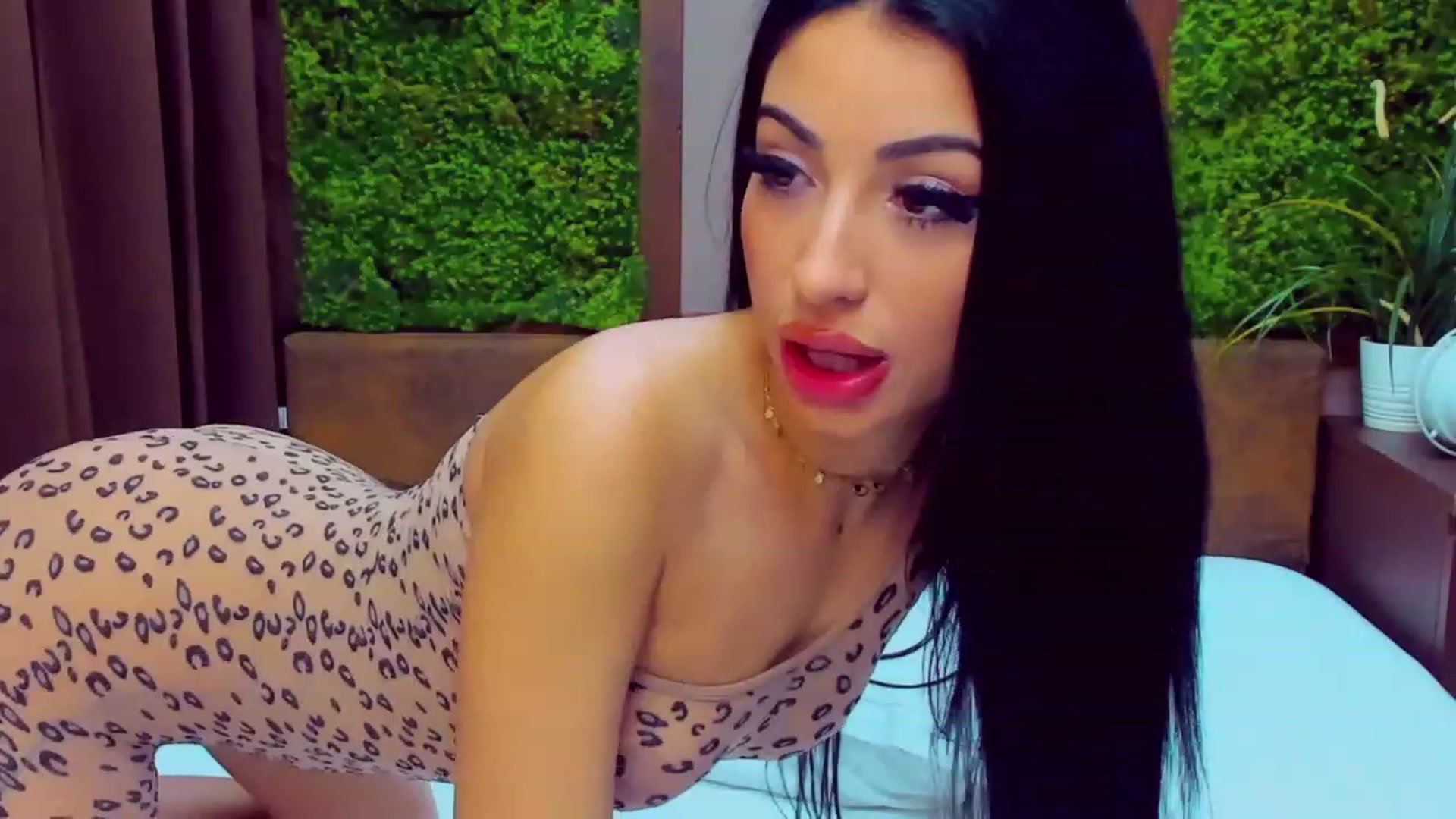 Gallery image thumbnail from AnaisBloom's myfreecams stream on, 10/09/2023, 21:07 image 16 of 20