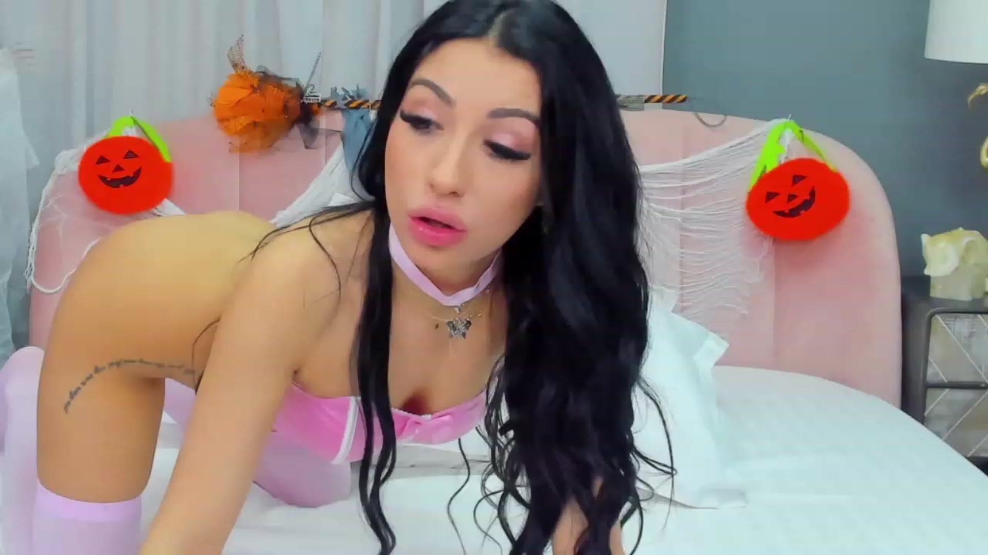 Gallery image thumbnail from AnaisBloom's myfreecams stream on, 11/02/2023, 02:31 image 3 of 20