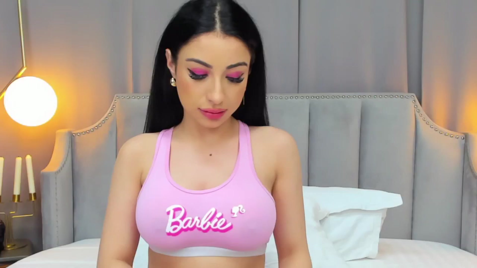Gallery image thumbnail from AnaisBloom's myfreecams stream on, 06/20/2024, 24:23 image 7 of 20