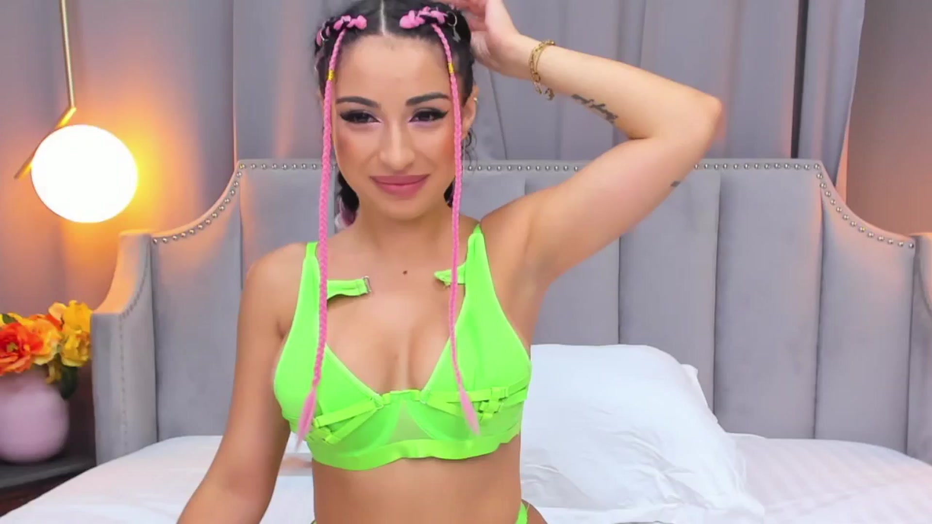 Gallery image thumbnail from AnaisBloom's myfreecams stream on, 07/21/2024, 21:41 image 7 of 20