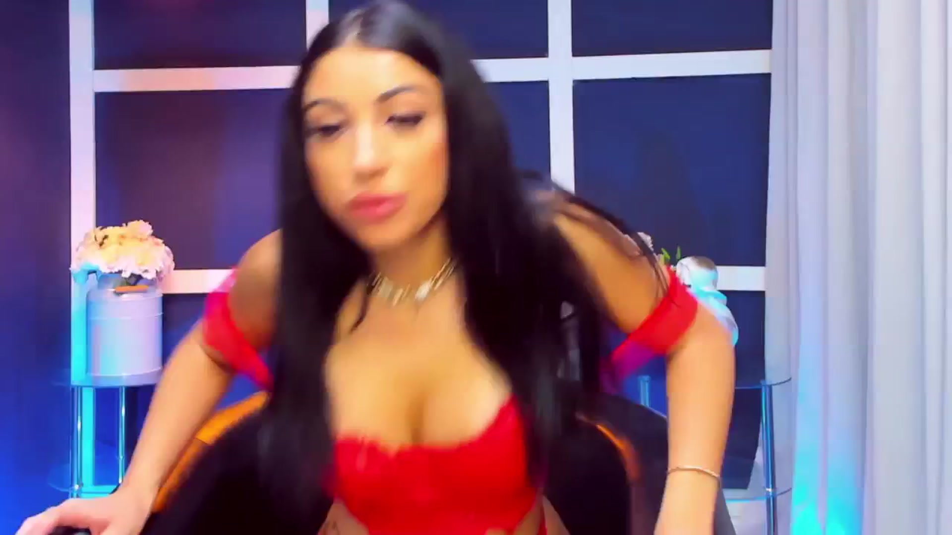Gallery image thumbnail from AnaisBloom's myfreecams stream on, 08/21/2024, 23:05 image 14 of 20