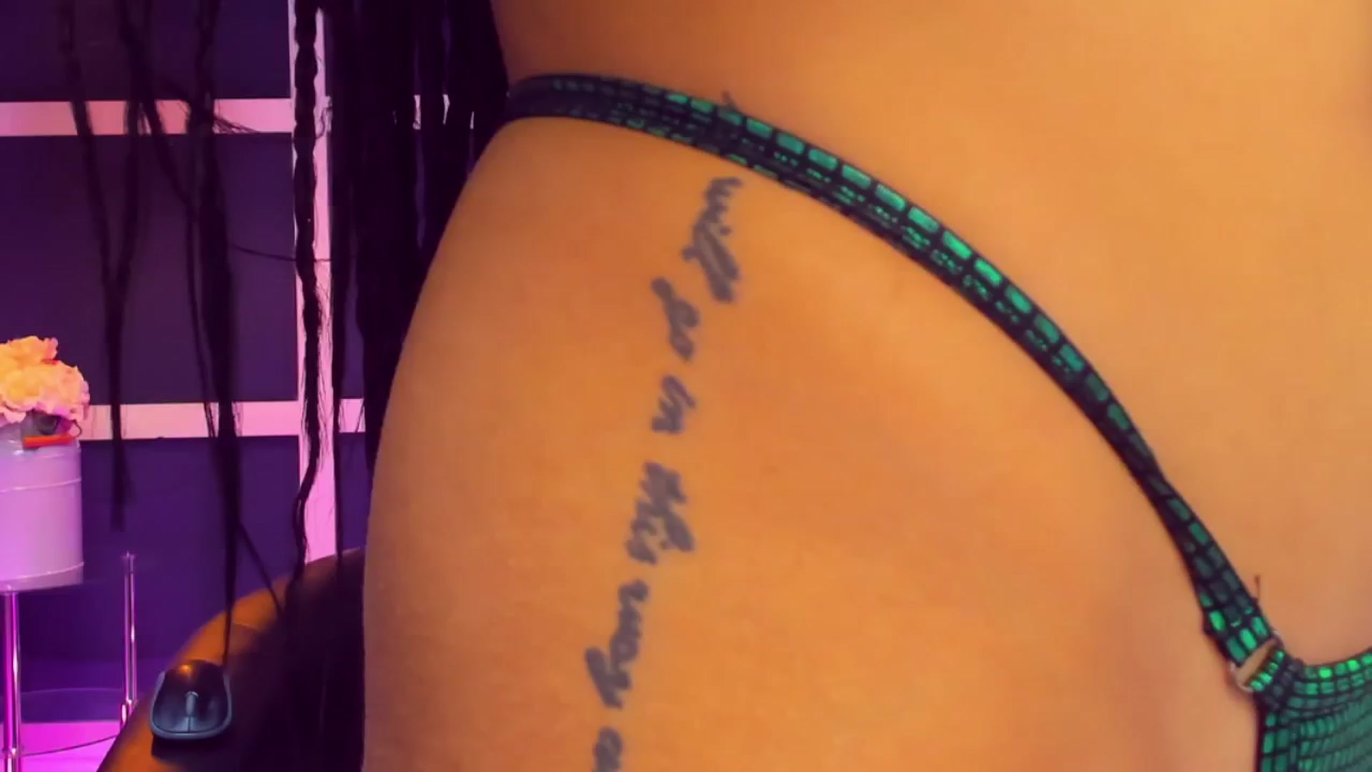 Gallery image thumbnail from AnaisBloom's myfreecams stream on, 08/29/2024, 24:16 image 3 of 20