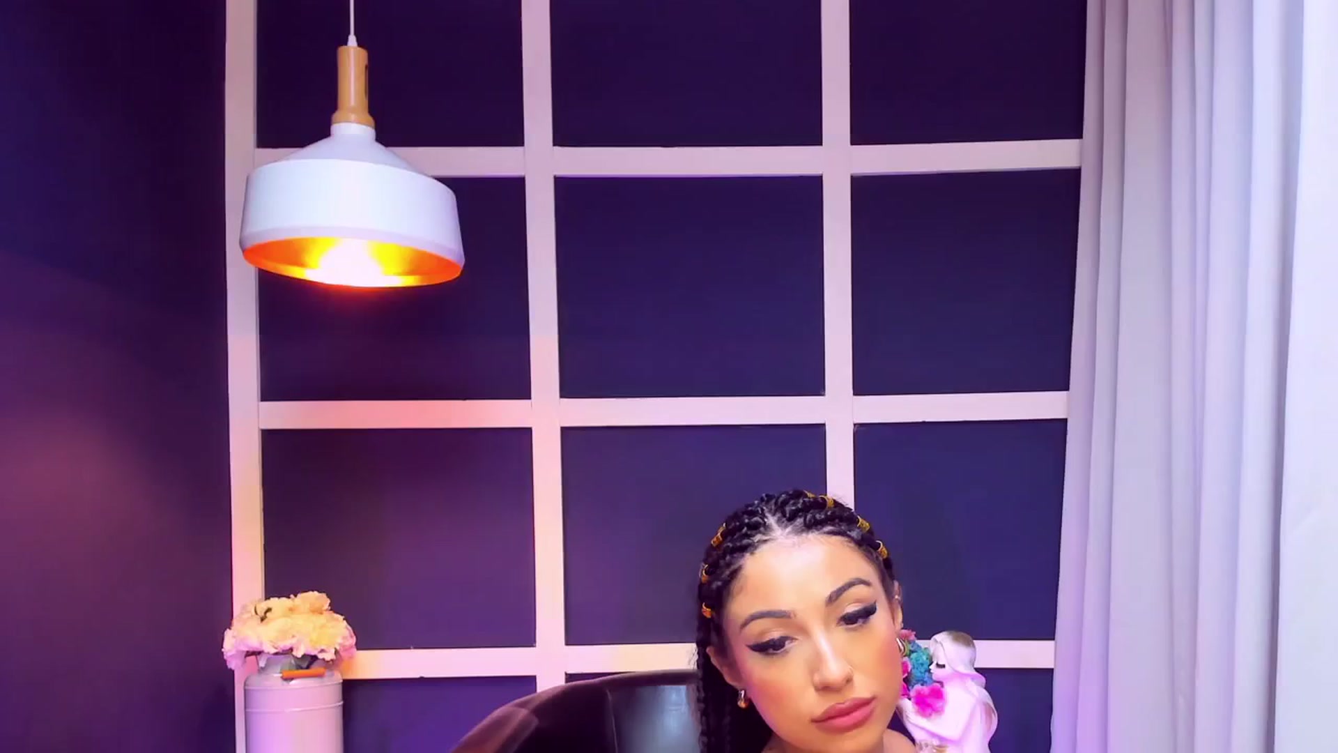 Gallery image thumbnail from AnaisBloom's myfreecams stream on, 09/07/2024, 21:32 image 12 of 20