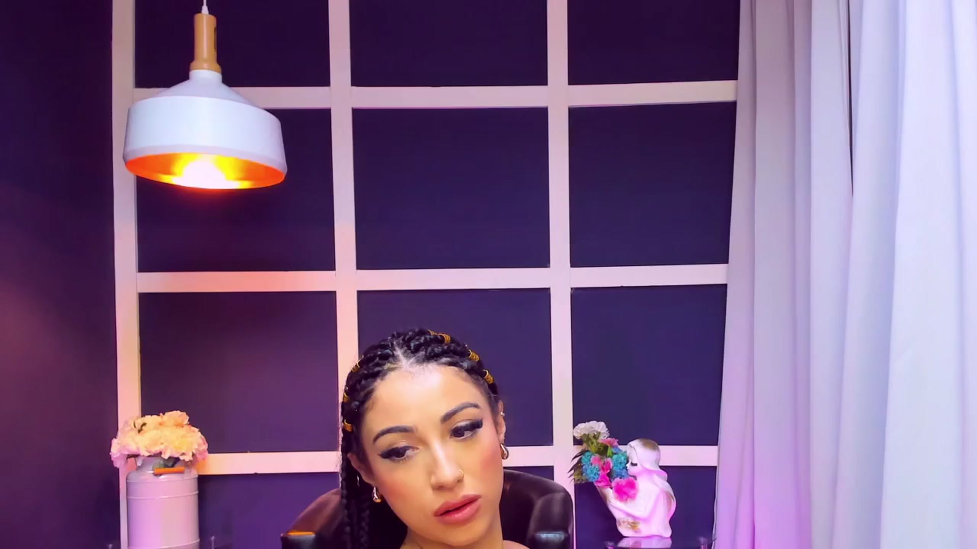 Gallery image thumbnail from AnaisBloom's myfreecams stream on, 09/09/2024, 24:12 image 5 of 20