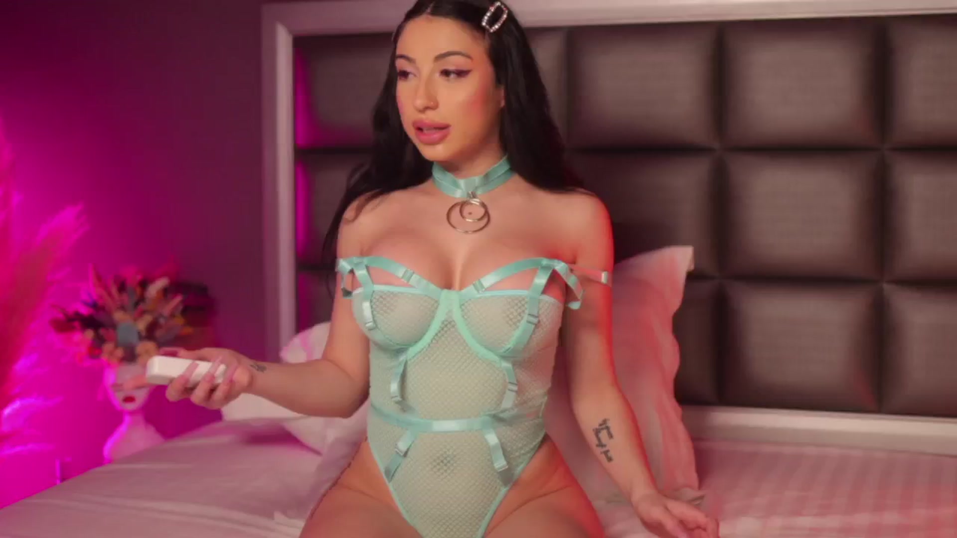 Gallery image thumbnail from AnaisBloom's myfreecams stream on, 02/04/2025, 22:36 image 16 of 20