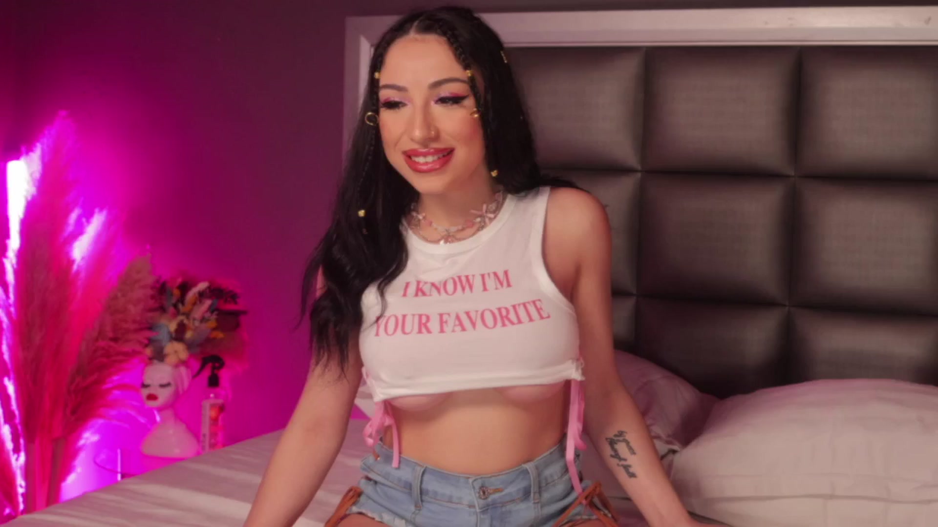 Gallery image thumbnail from AnaisBloom's myfreecams stream on, 02/28/2025, 24:47 image 5 of 20