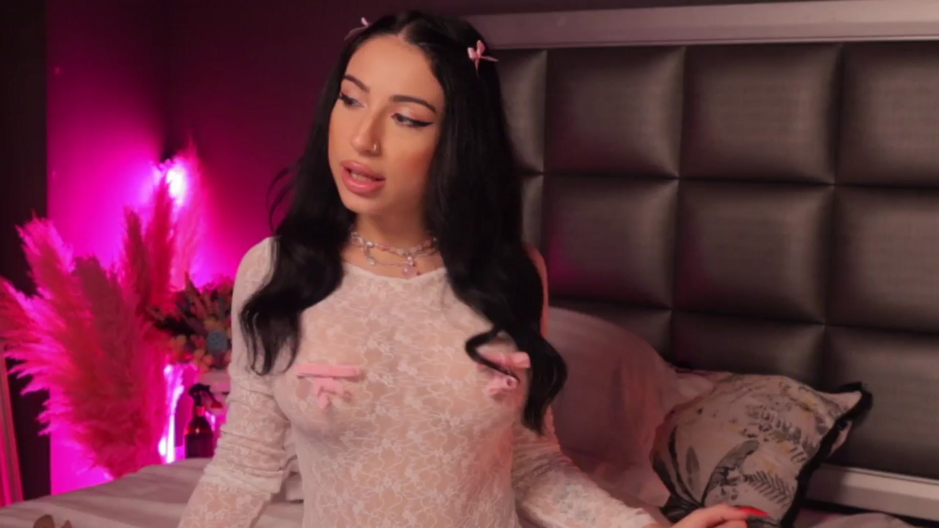 Gallery image thumbnail from AnaisBloom's myfreecams stream on, 05/11/2025, 23:03 image 13 of 20
