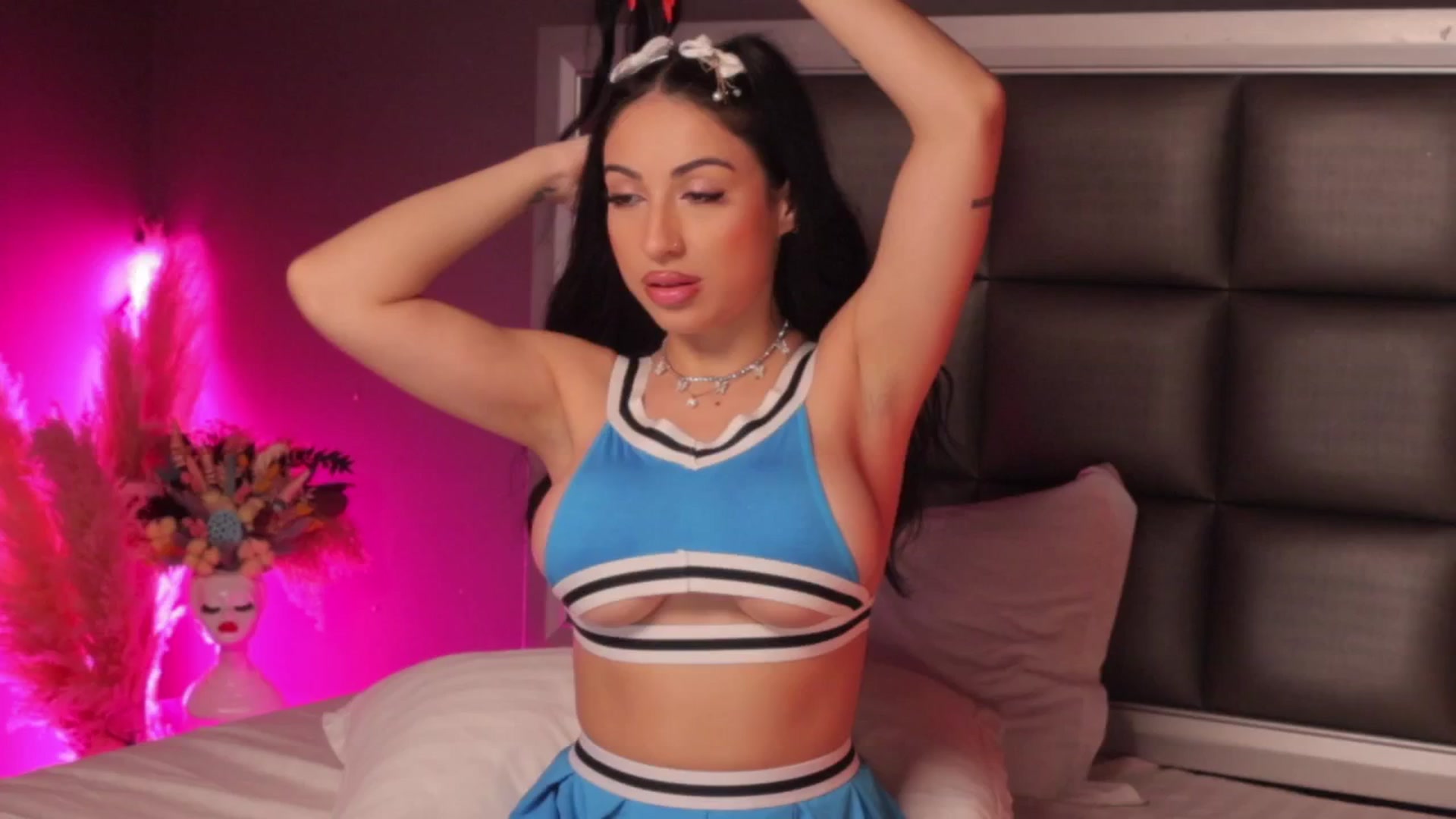 Gallery image thumbnail from AnaisBloom's myfreecams stream on, 05/25/2025, 23:17 image 13 of 20