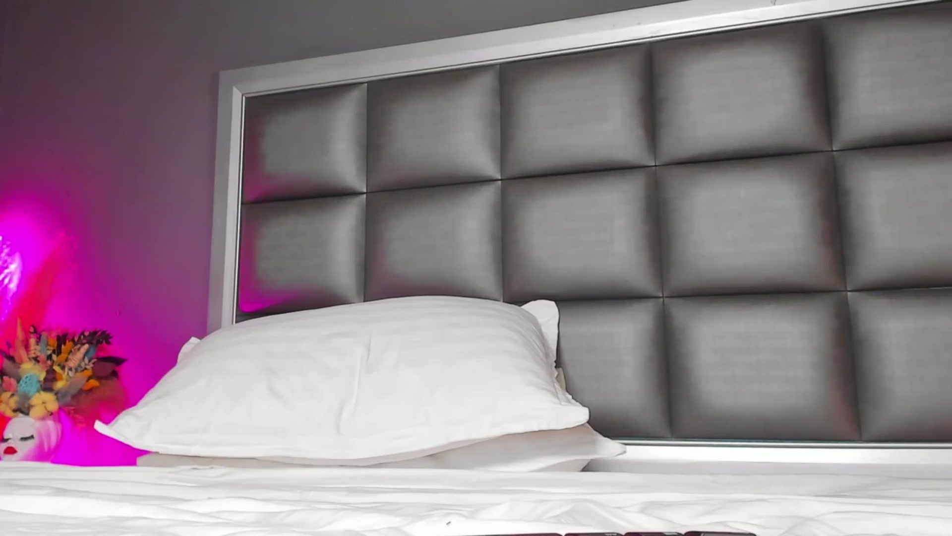 Gallery image thumbnail from AnaisBloom's myfreecams stream on, 06/23/2025, 02:42 image 11 of 20